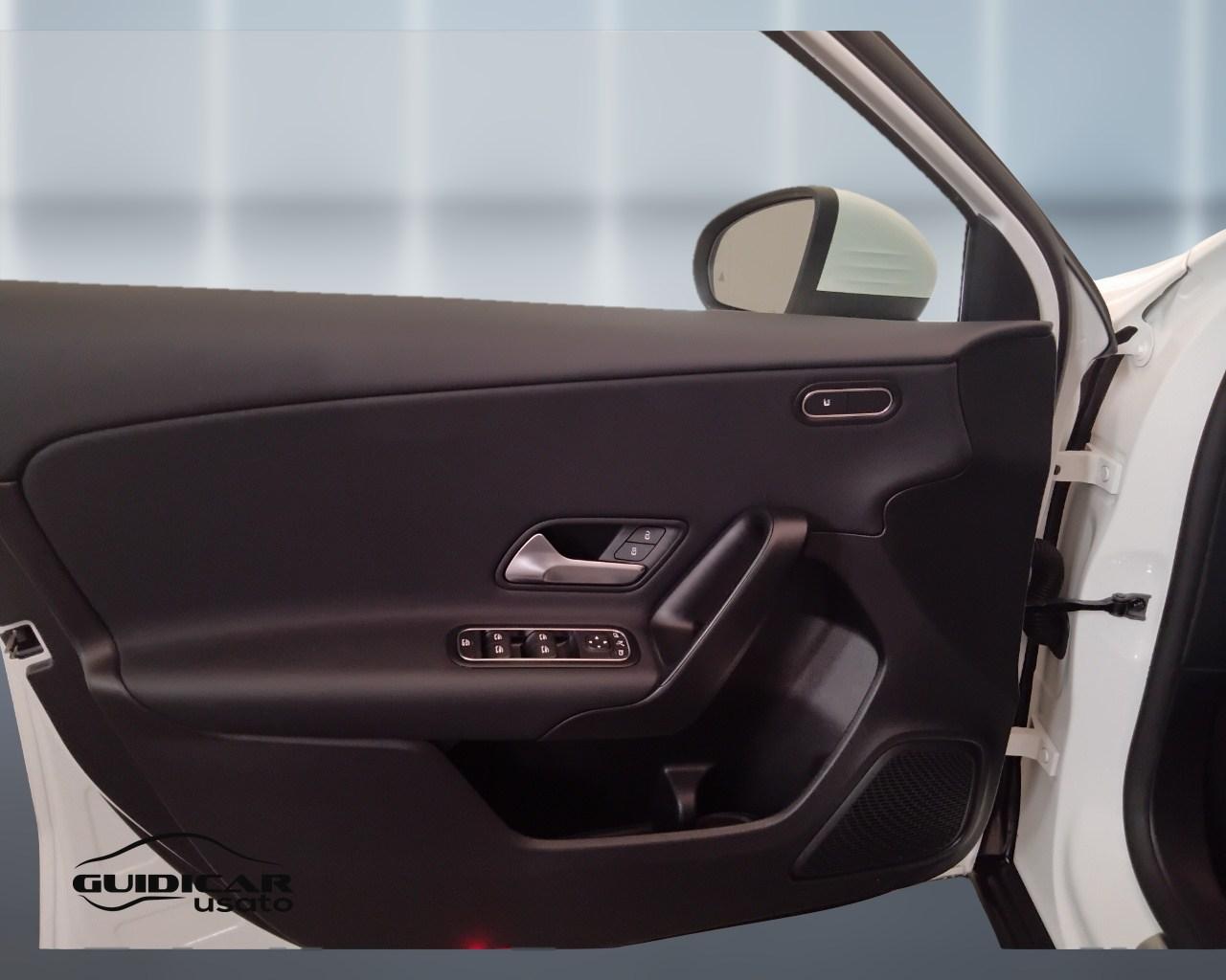 Mercedes-Benz Classe A - W177 2023 - A 180 d Advanced auto