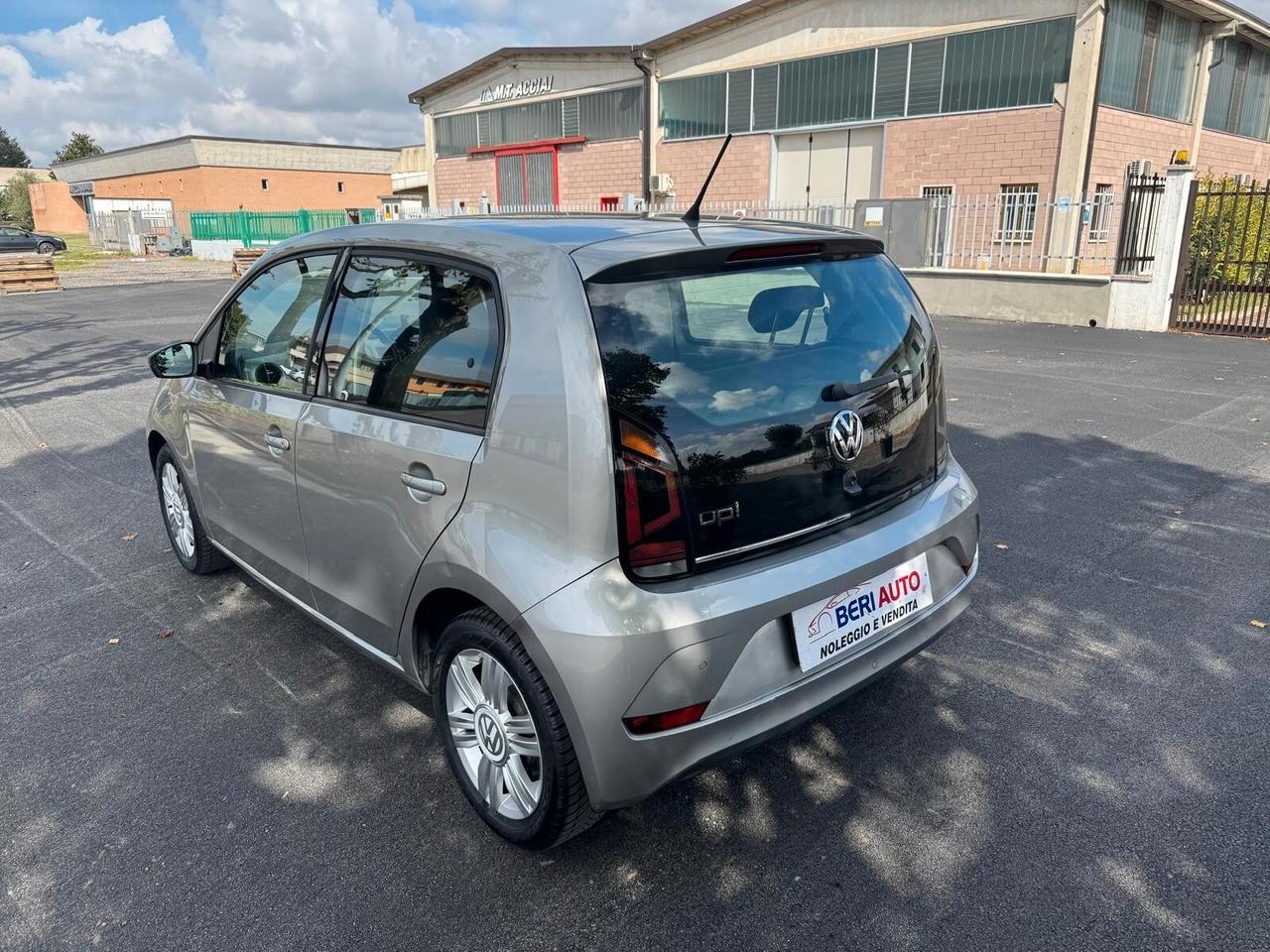 Volkswagen up! Adatta a neopatentati cambio automatico