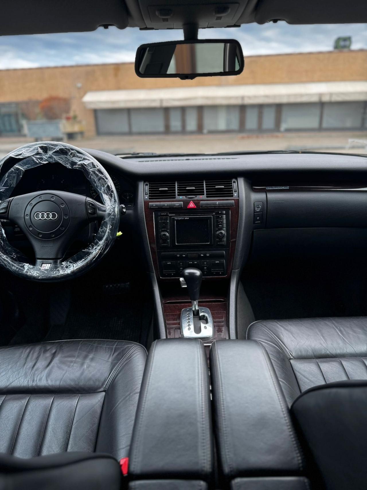 Audi A8 2.5 V6 TDI/180 CV cat quattro Tiptr.