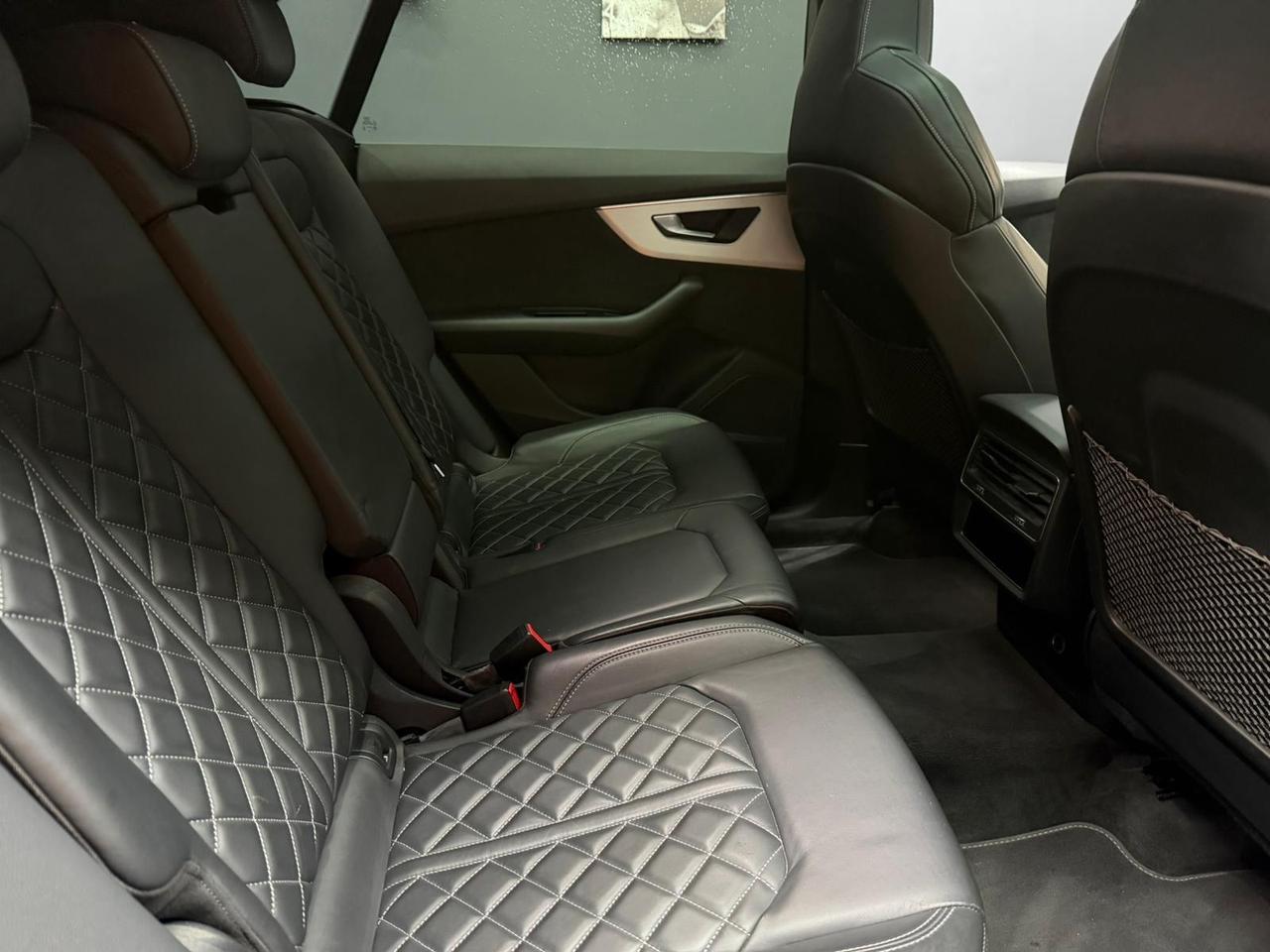 Audi Q8 3.0 TDI Mild Hybrid – 2020 – 238 CV – Full Optional