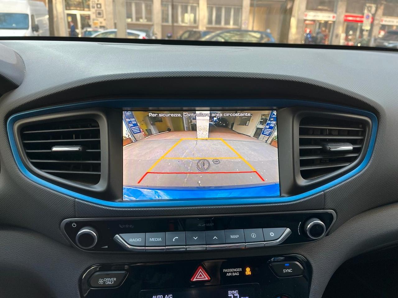 Hyundai Ioniq 1.6 Hybrid DCT Classic