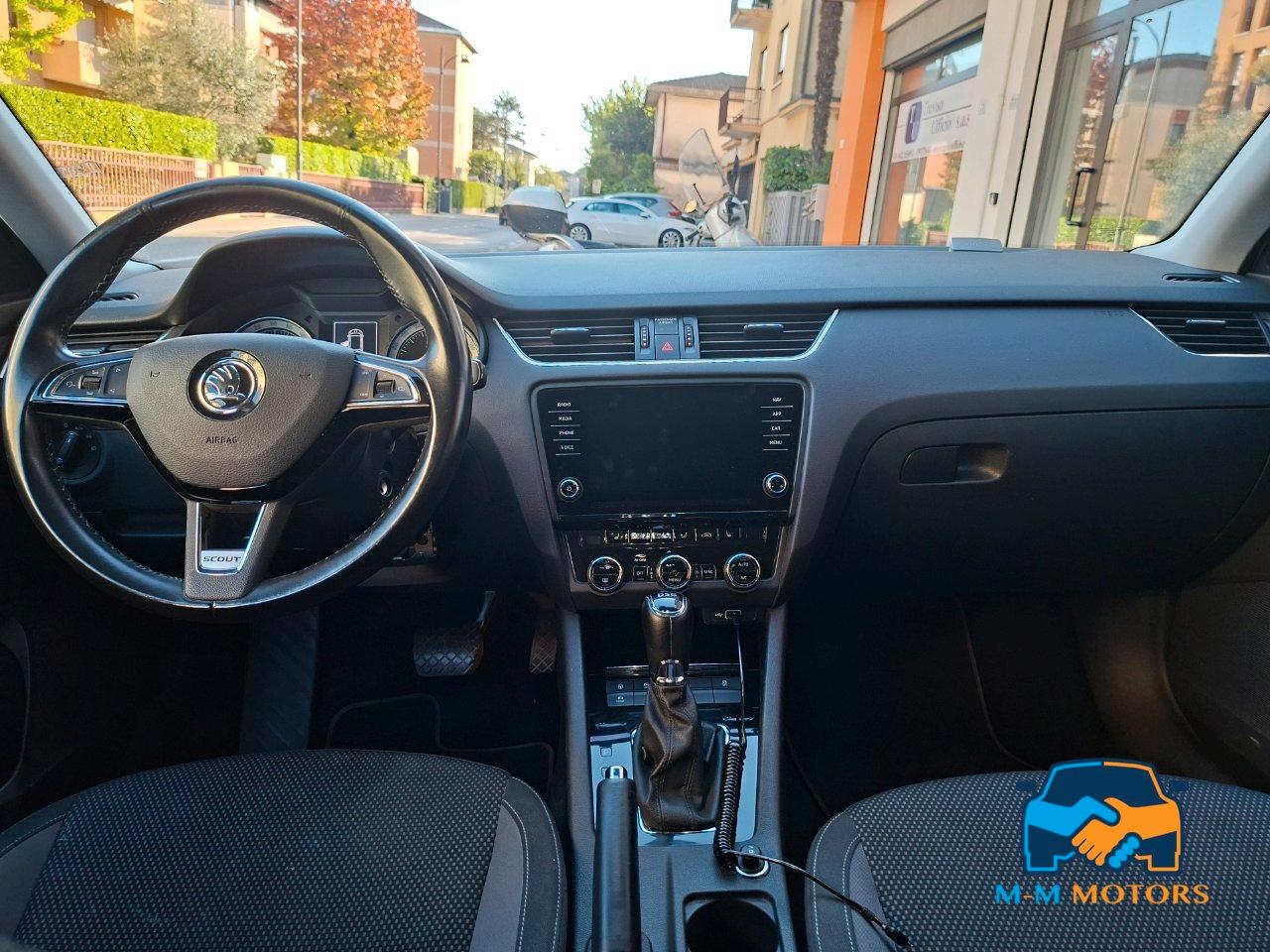 Skoda Octavia Wagon 2.0 tdi Scout 4x4 dsg 7 mt.