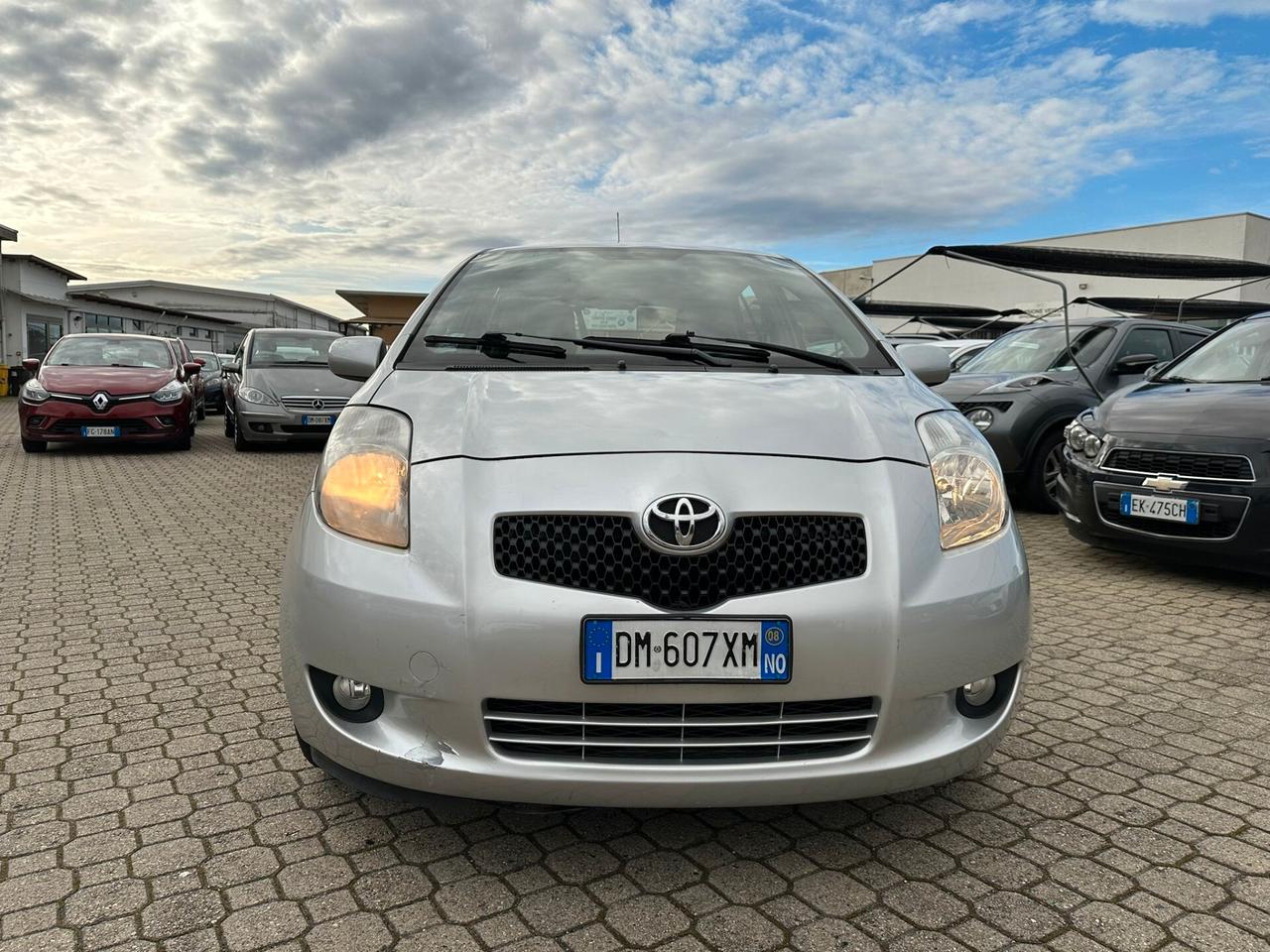 Toyota Yaris 1.3 5 porte Navi