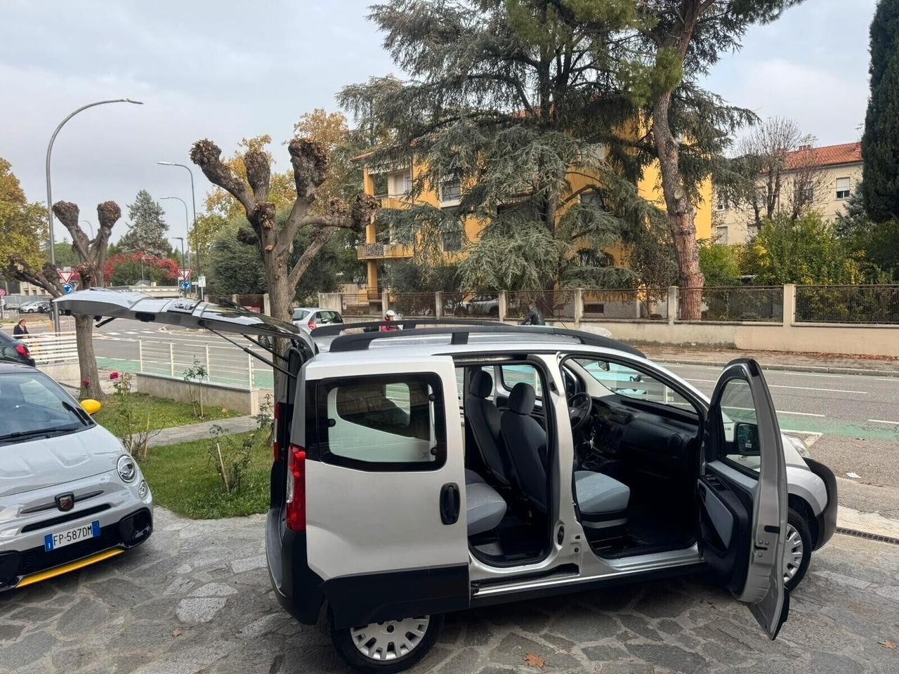 PEUGEOT BIPPER TEPEE 1.3 HDi 75cv FAP OUTDOOR NEOP.