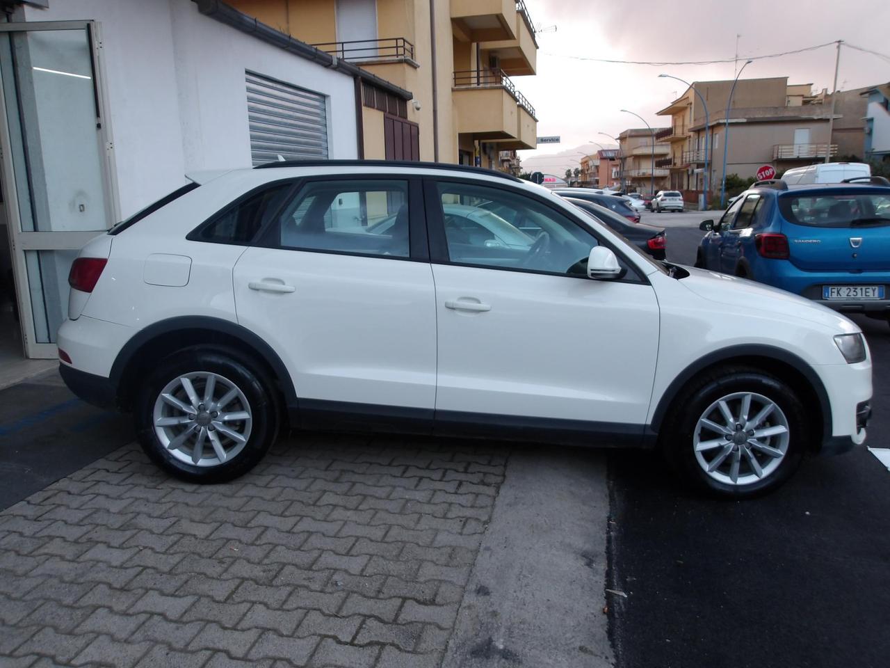 Audi Q3 2.0 tdi 140cv