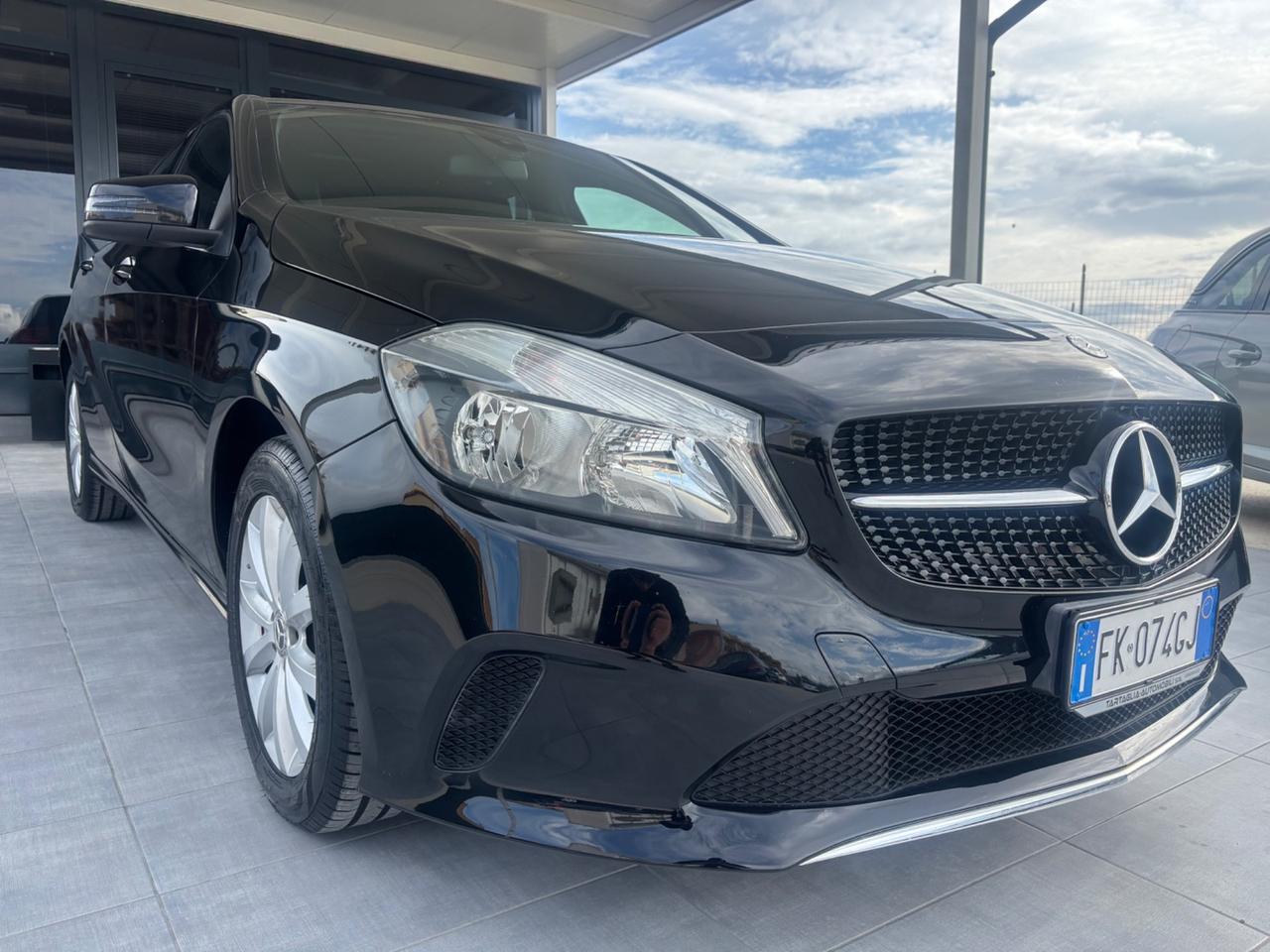 Mercedes-benz A 180 d Premium