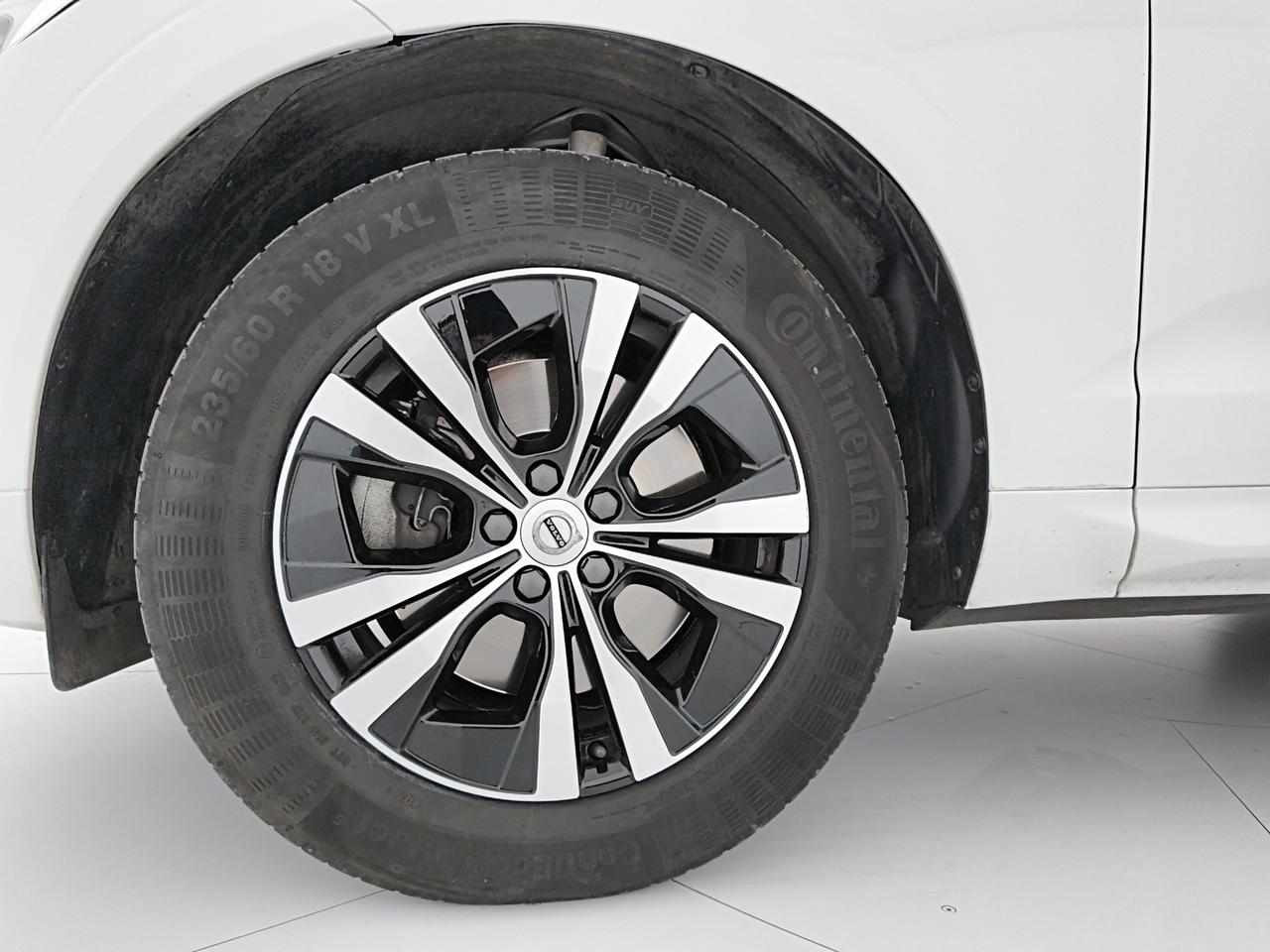 Volvo XC60 2.0 b4 Momentum Pro