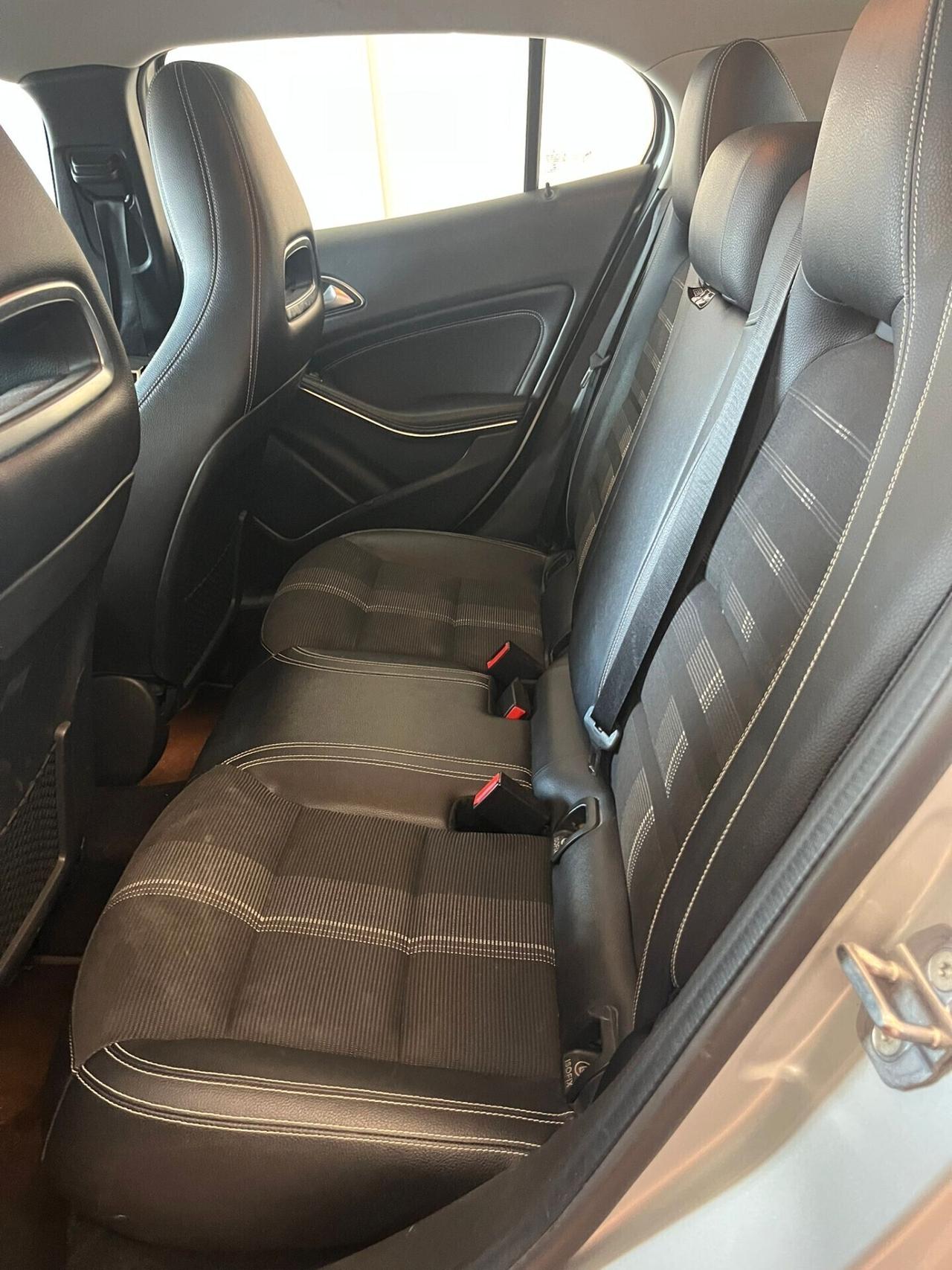 Mercedes-benz GLA 220 Automatic 4Matic Sport