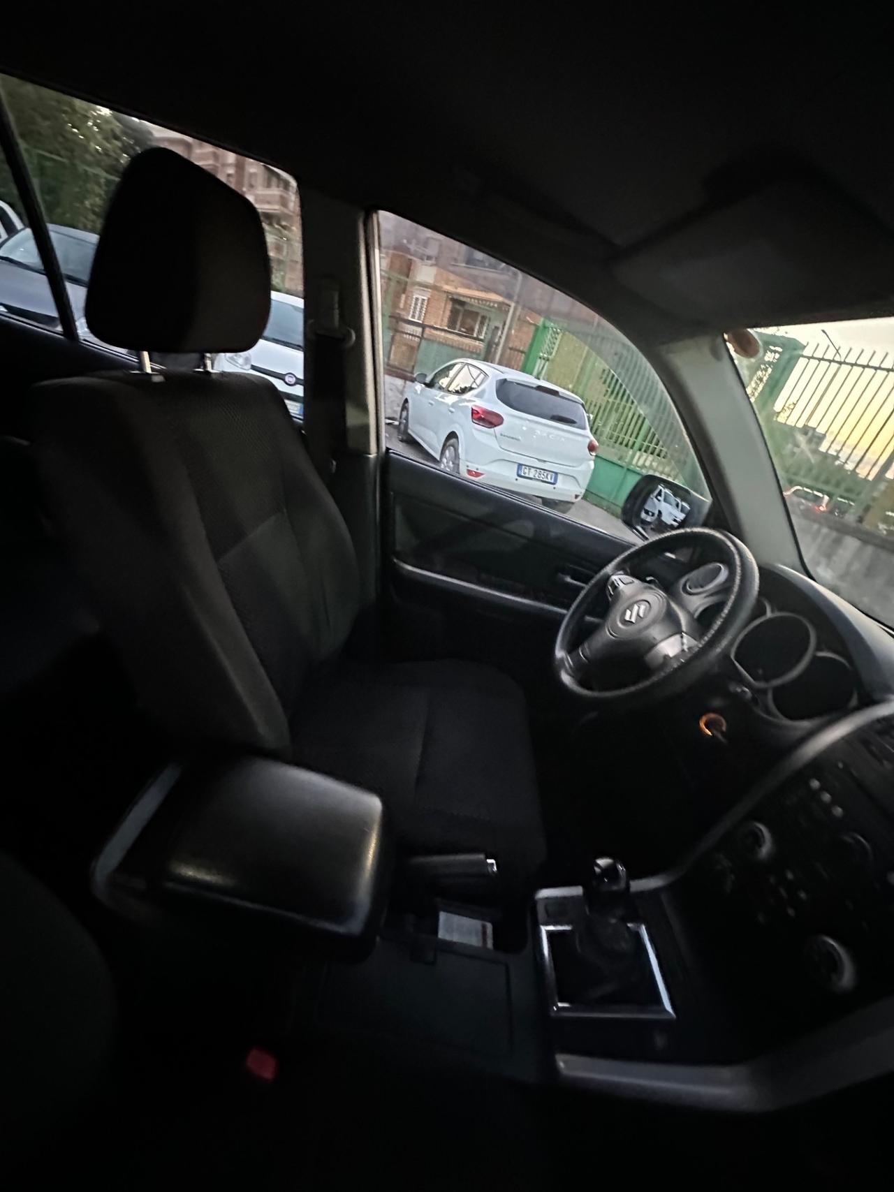 Suzuki Grand Vitara 1.9 DDiS 5 porte Executive