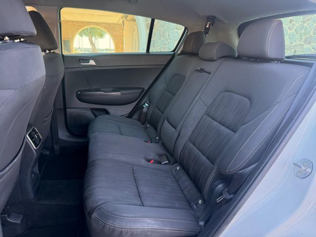 KIA Sportage 1.7 CRDI 115CV+19''+NAVI+LED+RCAM+PDC