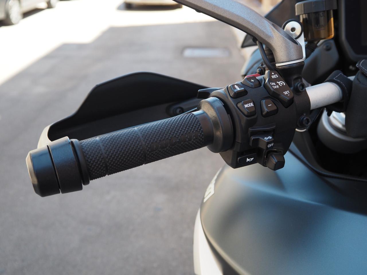 Ducati Multistrada V4 S Full