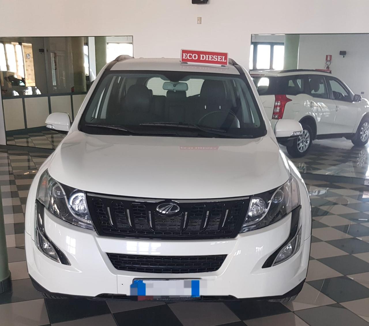 Mahindra XUV500 2.2 16V AWD W8 7 Posti