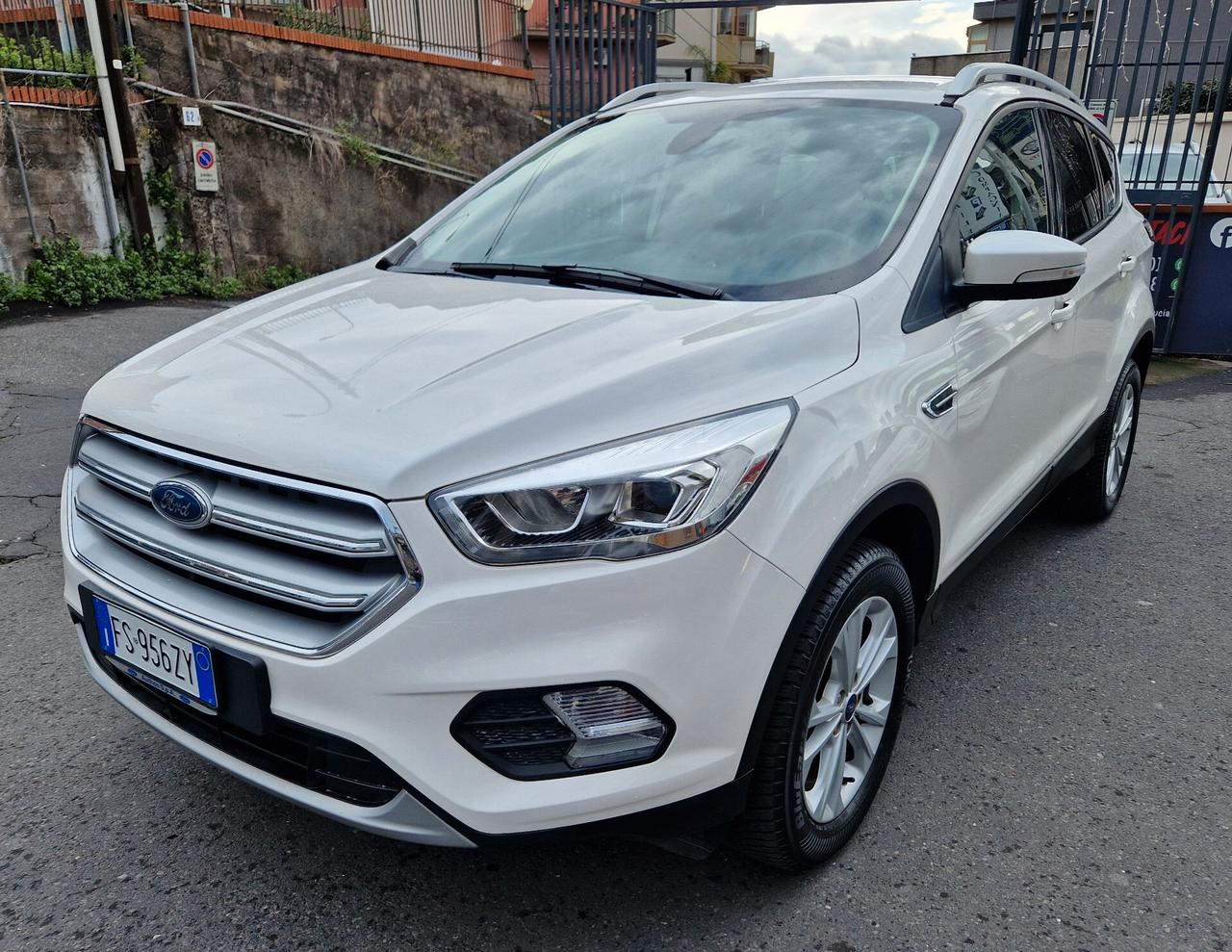 Ford Kuga 1.5 EcoBoost 120 CV S&S 2WD Business