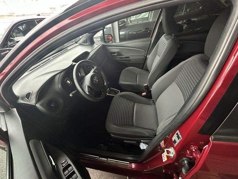 Toyota Yaris Yaris 1.5 Hybrid 5 porte Trend "Red Edition"