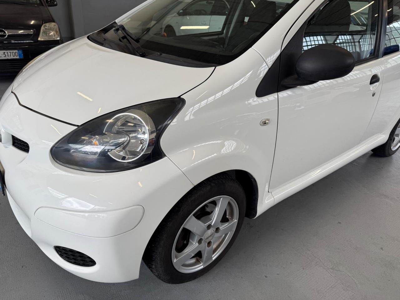 TOYOTA AYGO NEOPATENTATI BENZINA EURO 5