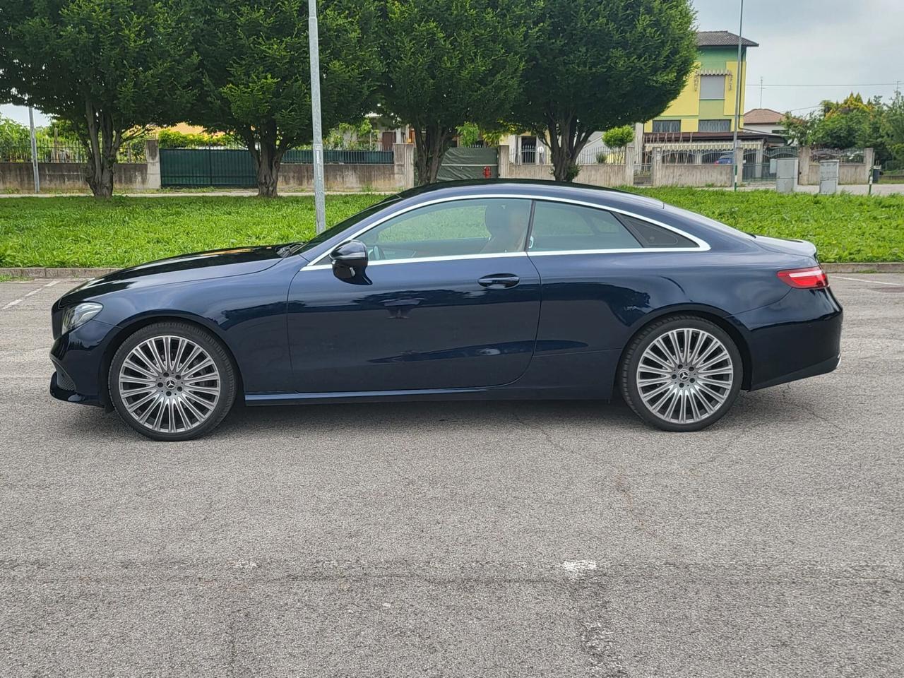 Mercedes-benz E 220 E 220 d 4Matic Business Sport