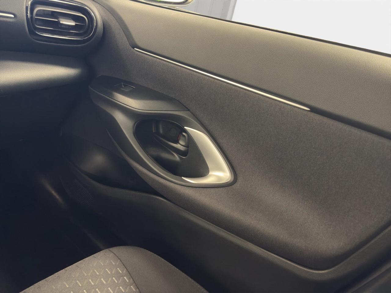 Toyota Yaris Cross 1.5h Active fwd 116cv e-cvt