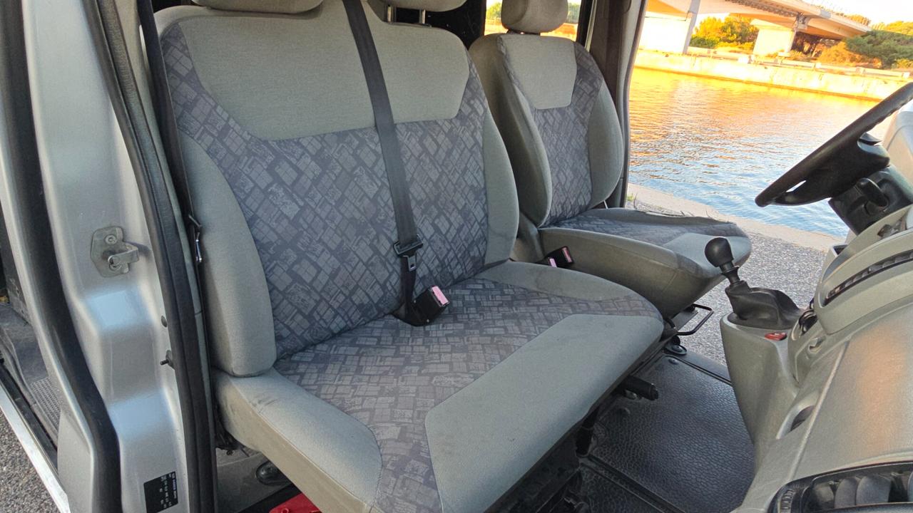 Opel Vivaro 29 1.9 CDTI/100CV PL-TN Combi
