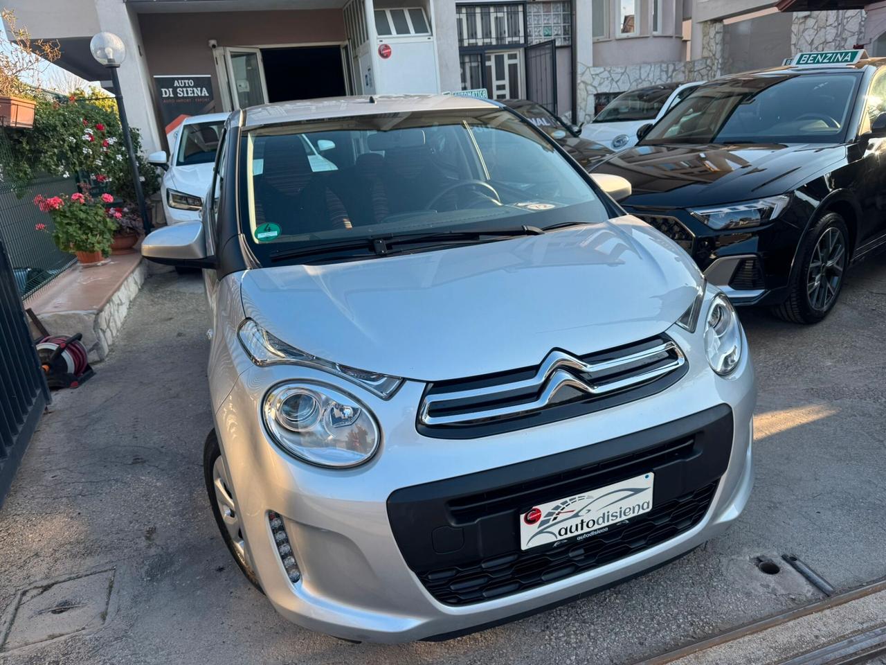 Citroen C1 VTi 72 ETG 5 porte Shine
