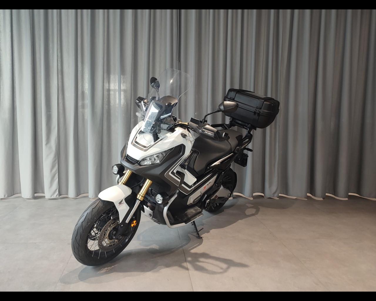 Honda X-ADV 750 - ABS DCT Travel Edition