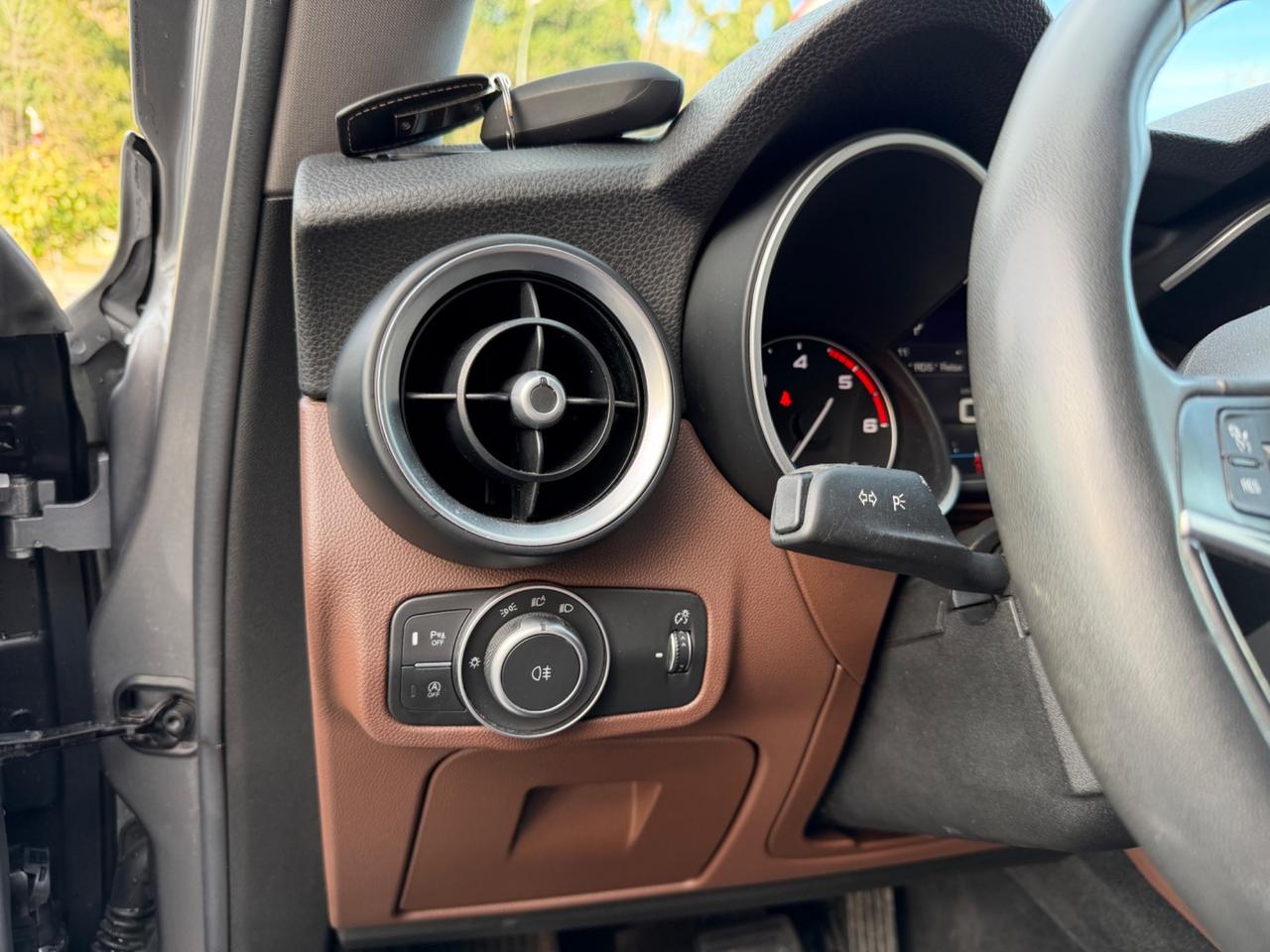 Alfa Romeo Stelvio 2.2 Turbodiesel 190 CV AT8 RWD B-Tech