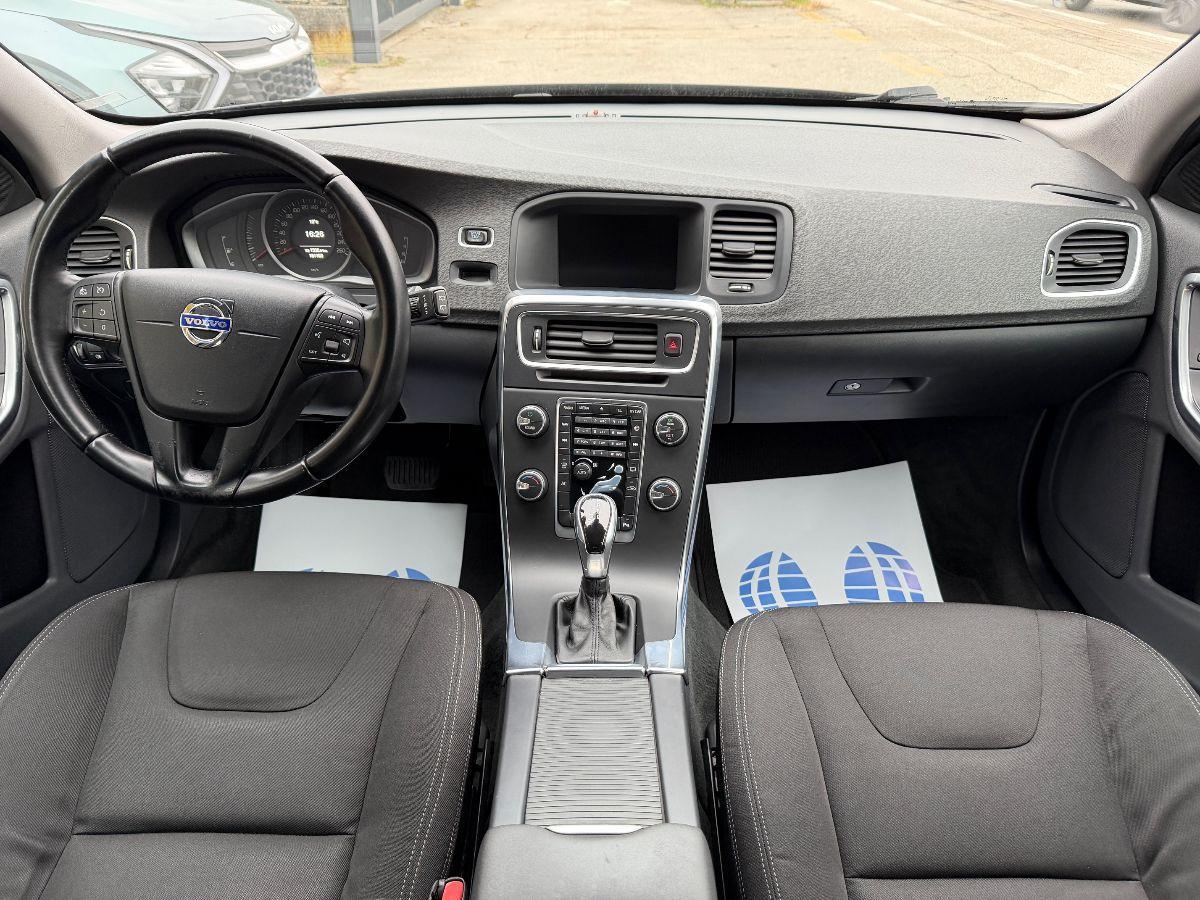 VOLVO - V60 - D2 Powershift