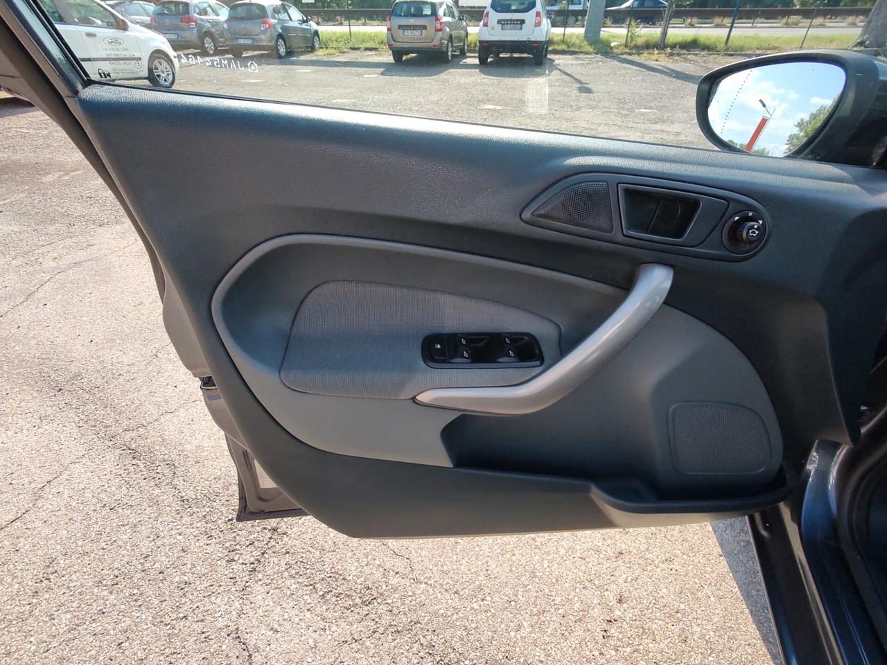 Ford Fiesta 1.2 82 CV 5 porte Titanium, EURO 5, GARANZIA L.12 MESI, OK NEOPATENTATI