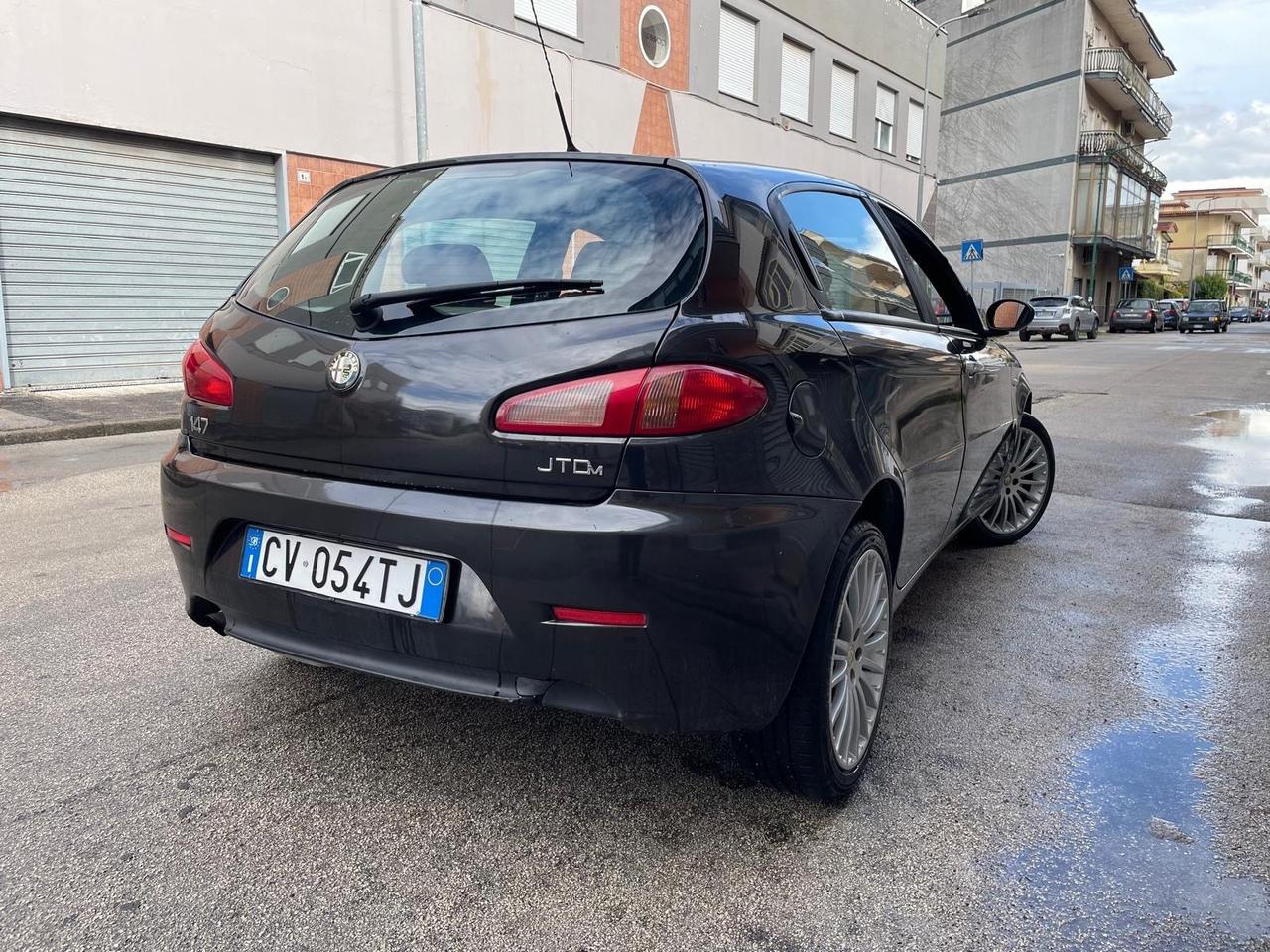 Alfa Romeo 147 Restayling 1.9M-JET 5porte Black Line SuperFull
