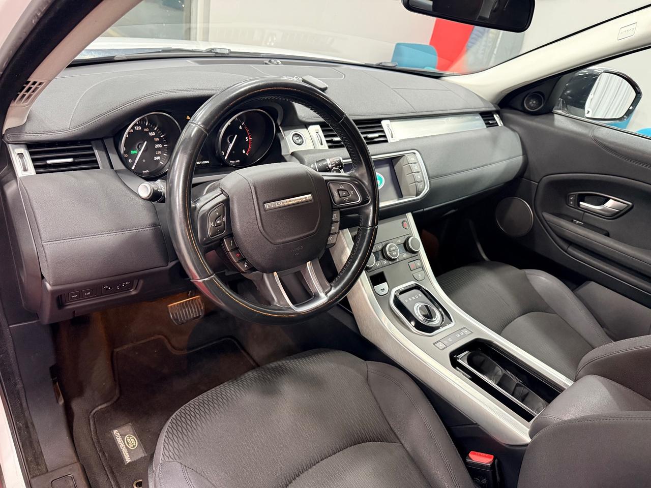 Land Rover Range Evoque 2.0 TD4 150 CV 5p. SE Dynamic