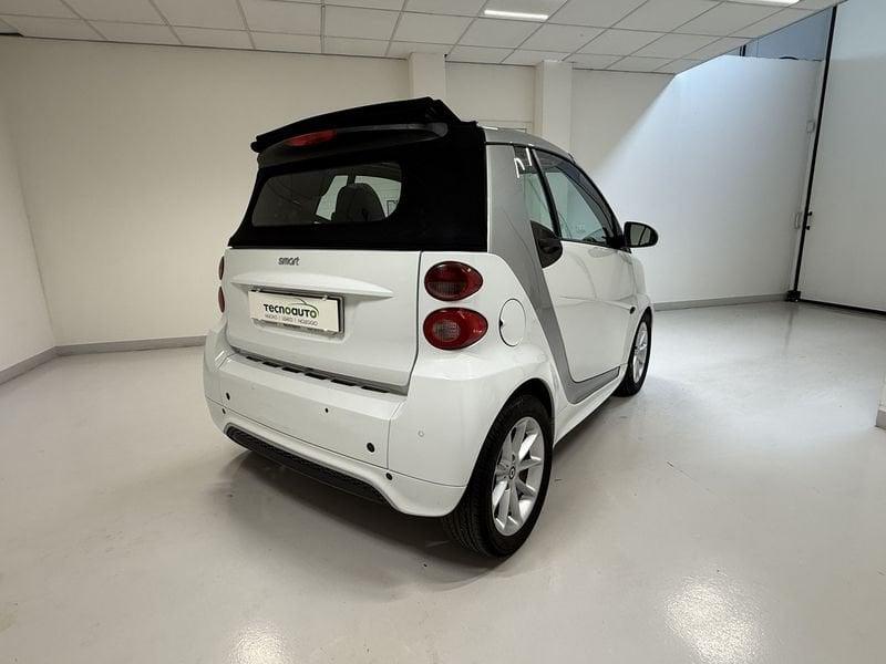 smart fortwo fortwo 1000 52 kW MHD cabrio passion