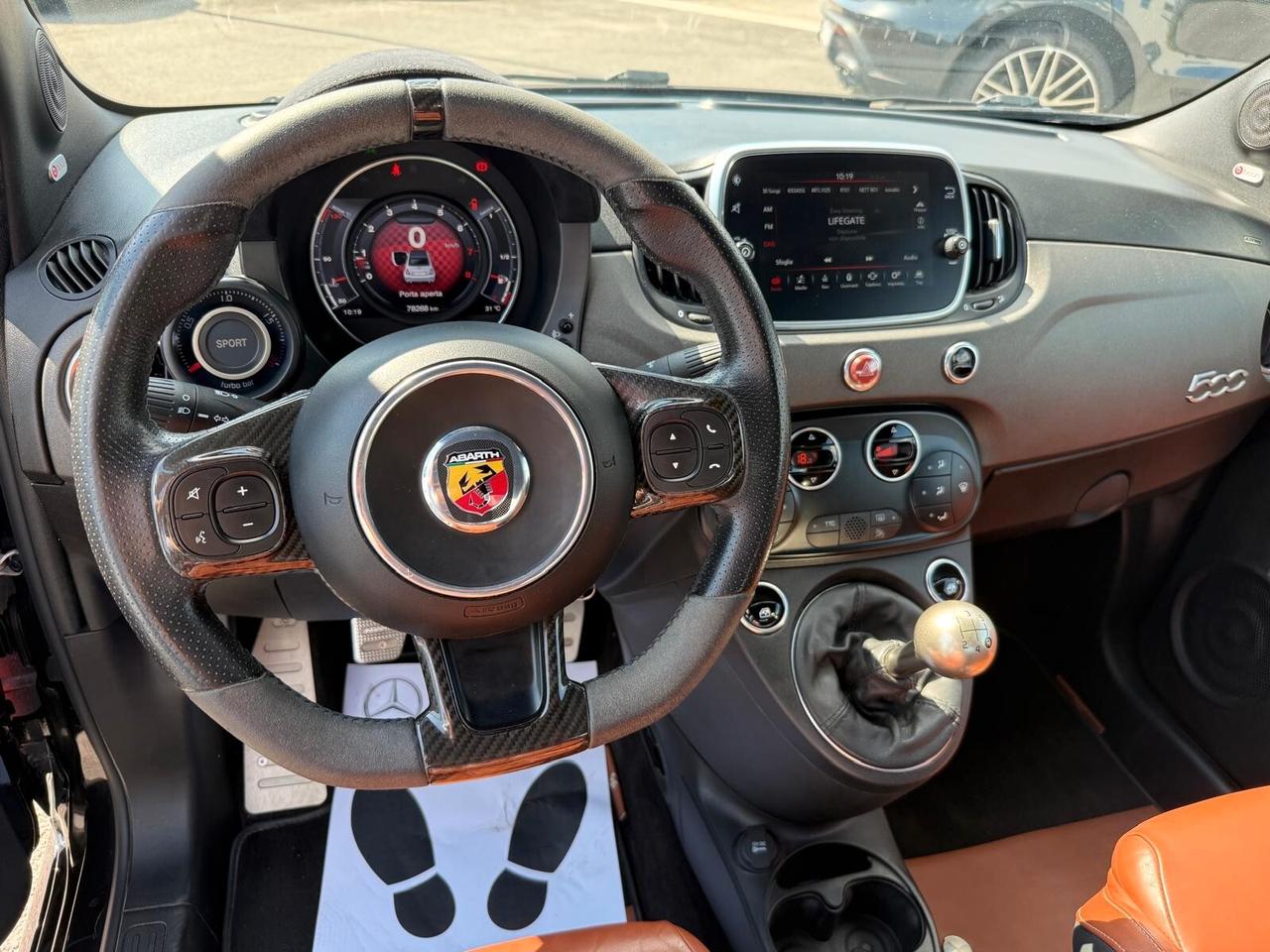 Abarth 595 C 1.4 Turbo T-Jet 180 CV Competizione