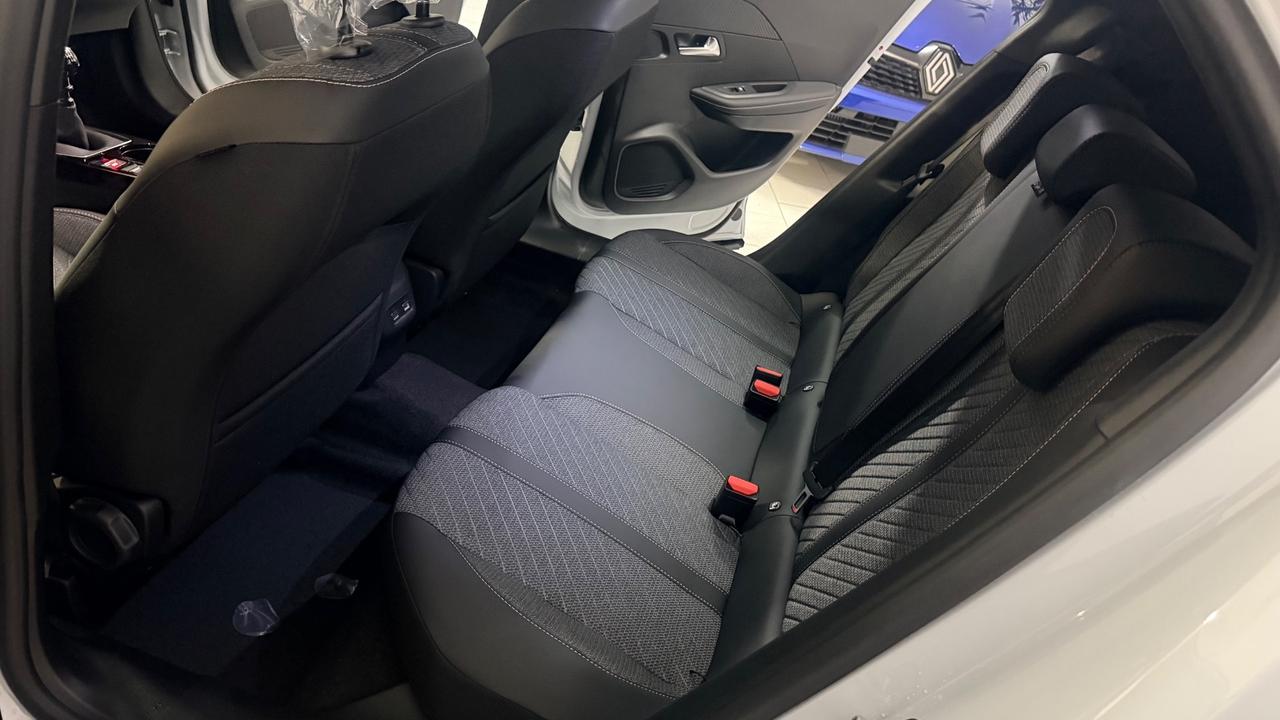 Peugeot 2008 Hybrid 110 e-DCS6 Allure