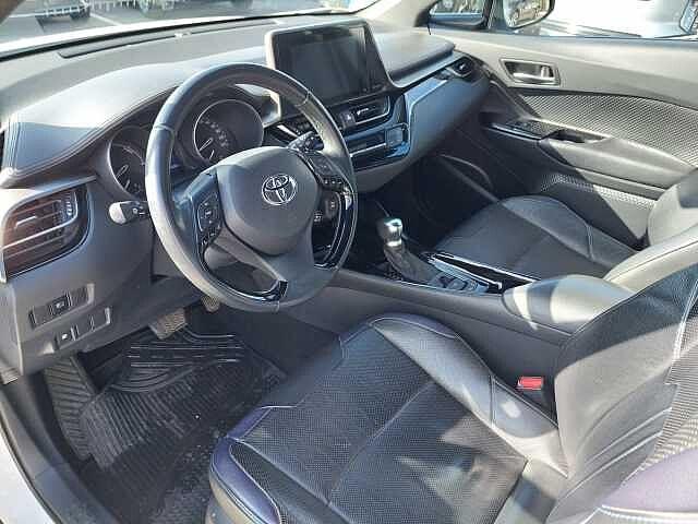 Toyota C-HR 1.8 Hybrid E-CVT Lounge