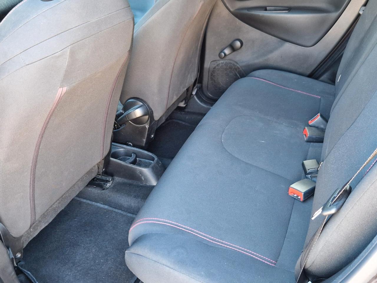 Lancia Ypsilon 1.2 69 CV 5 porte Elefantino
