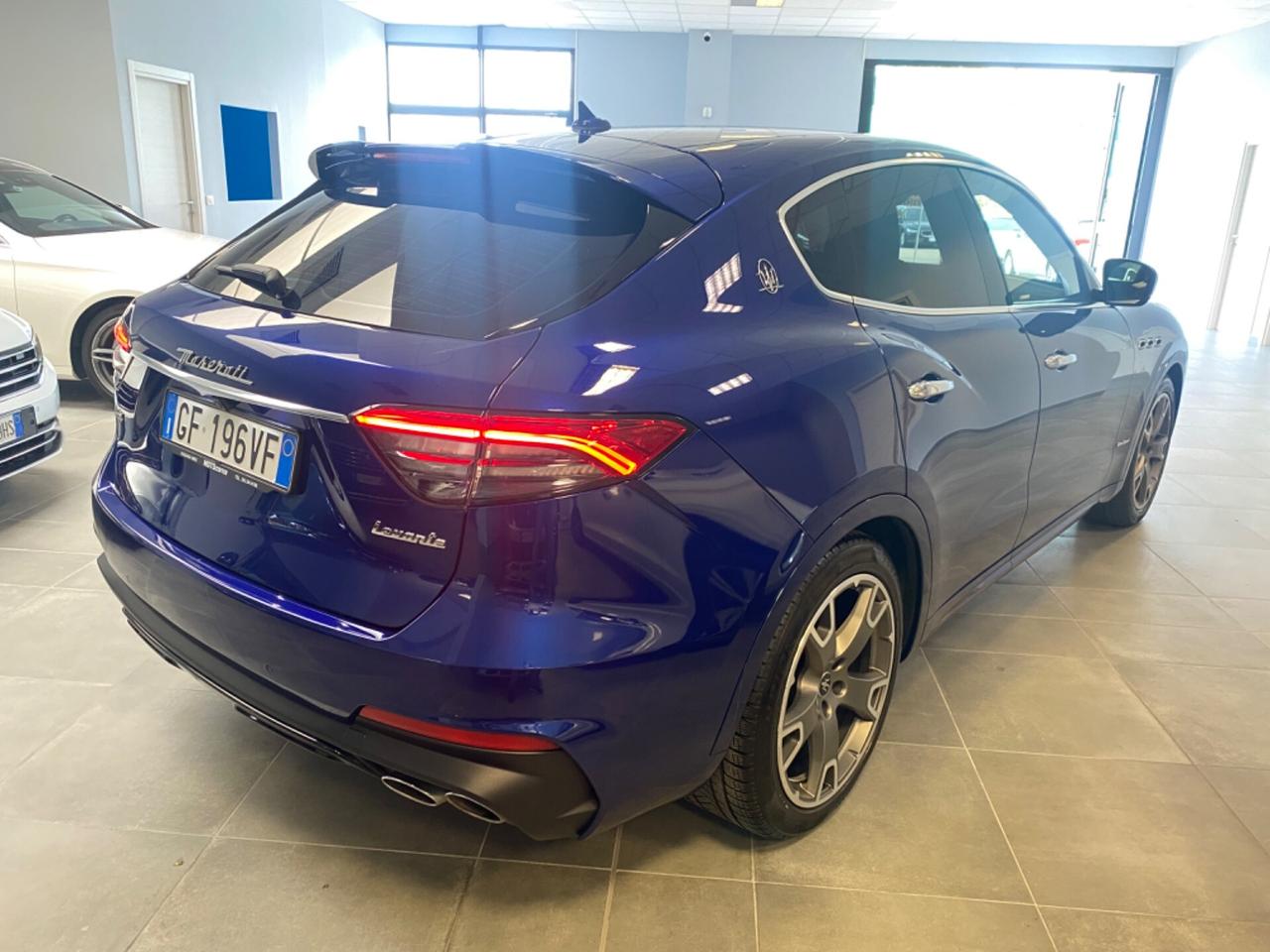 Maserati Levante Q4 3.0 350 CV V6 AWD Gransport