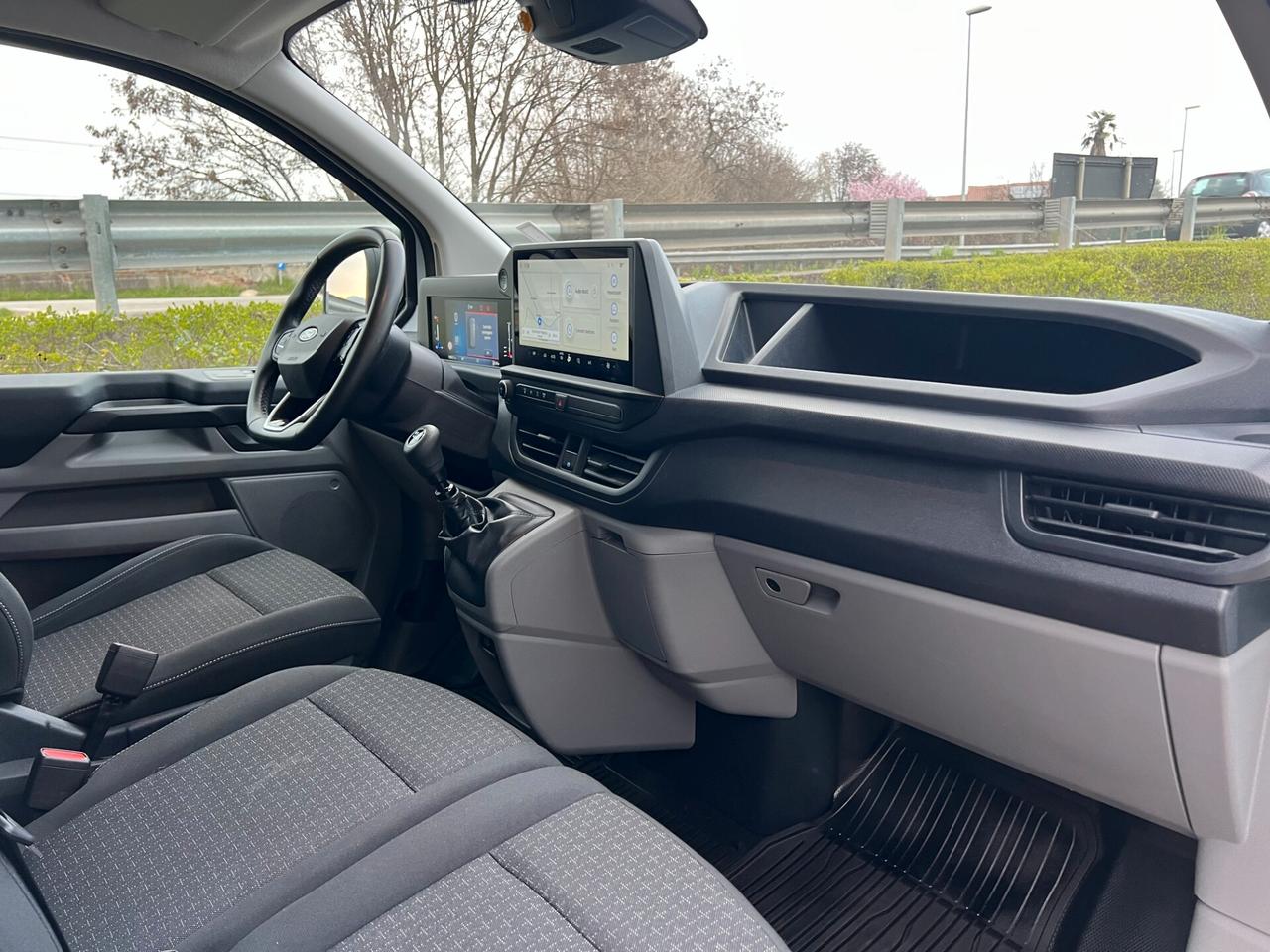 FORD TRANSIT CUSTOM PASSO LUNGO / UNICO PROPRIETARIO