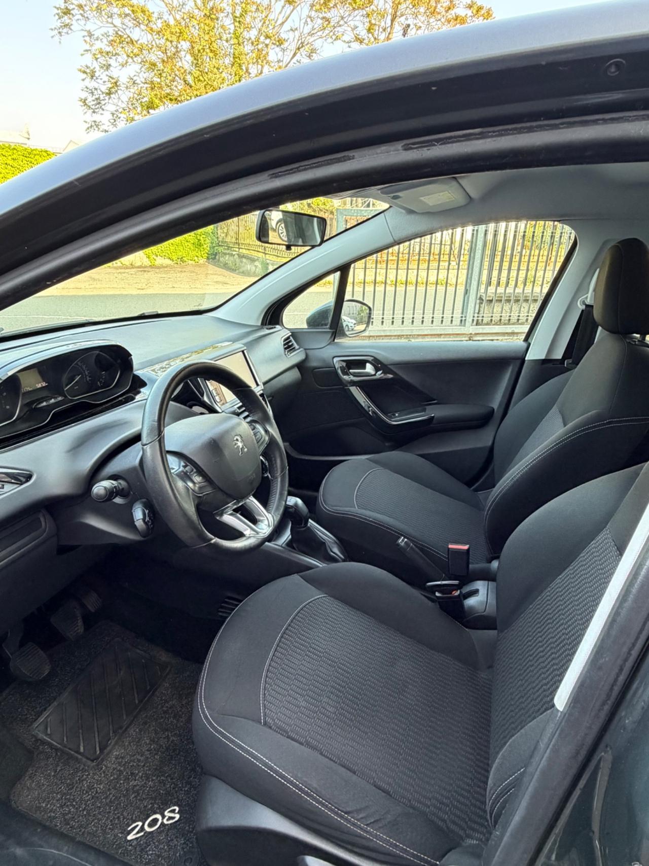 Peugeot 208 BlueHDi 75 5 porte Allure OCCASIONE NEOPAT