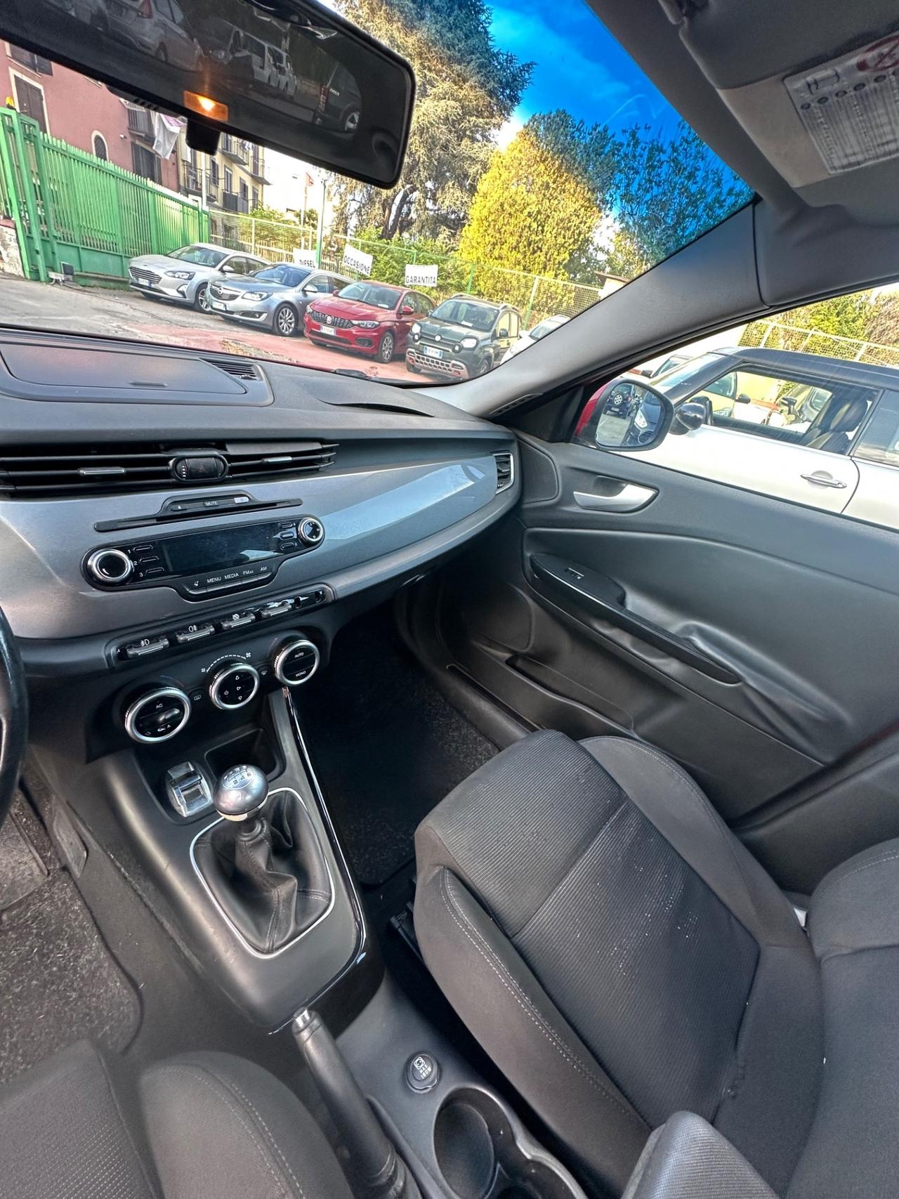 Alfa Romeo Giulietta 1.6 JTDm-2 105 CV Exclusive