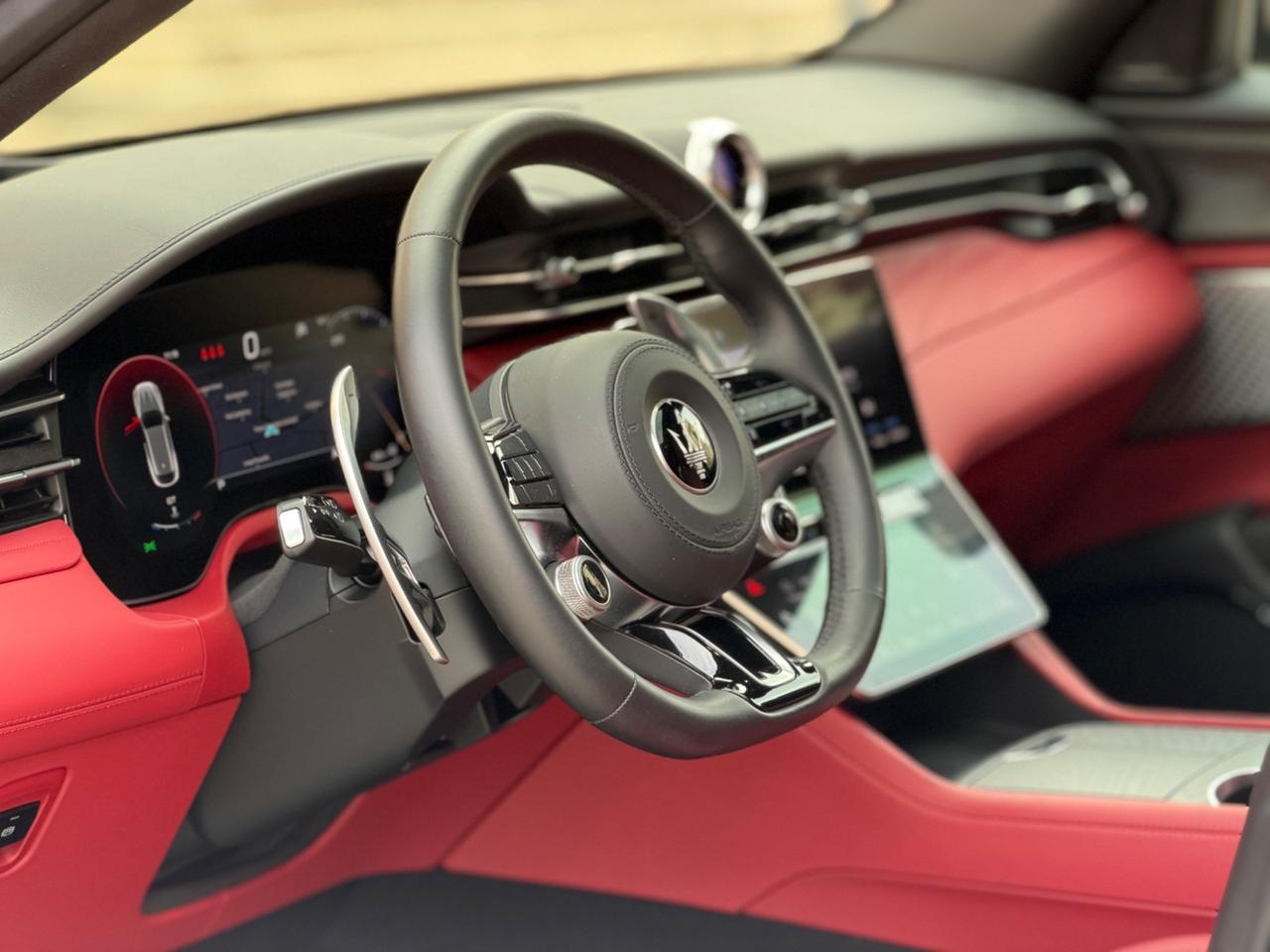 Maserati Grecale 2.0 MHEV 330 CV AWD MODENA TETTO LED