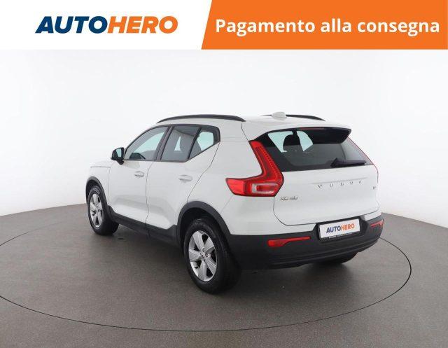 VOLVO XC40 T2 Geartronic Momentum Core