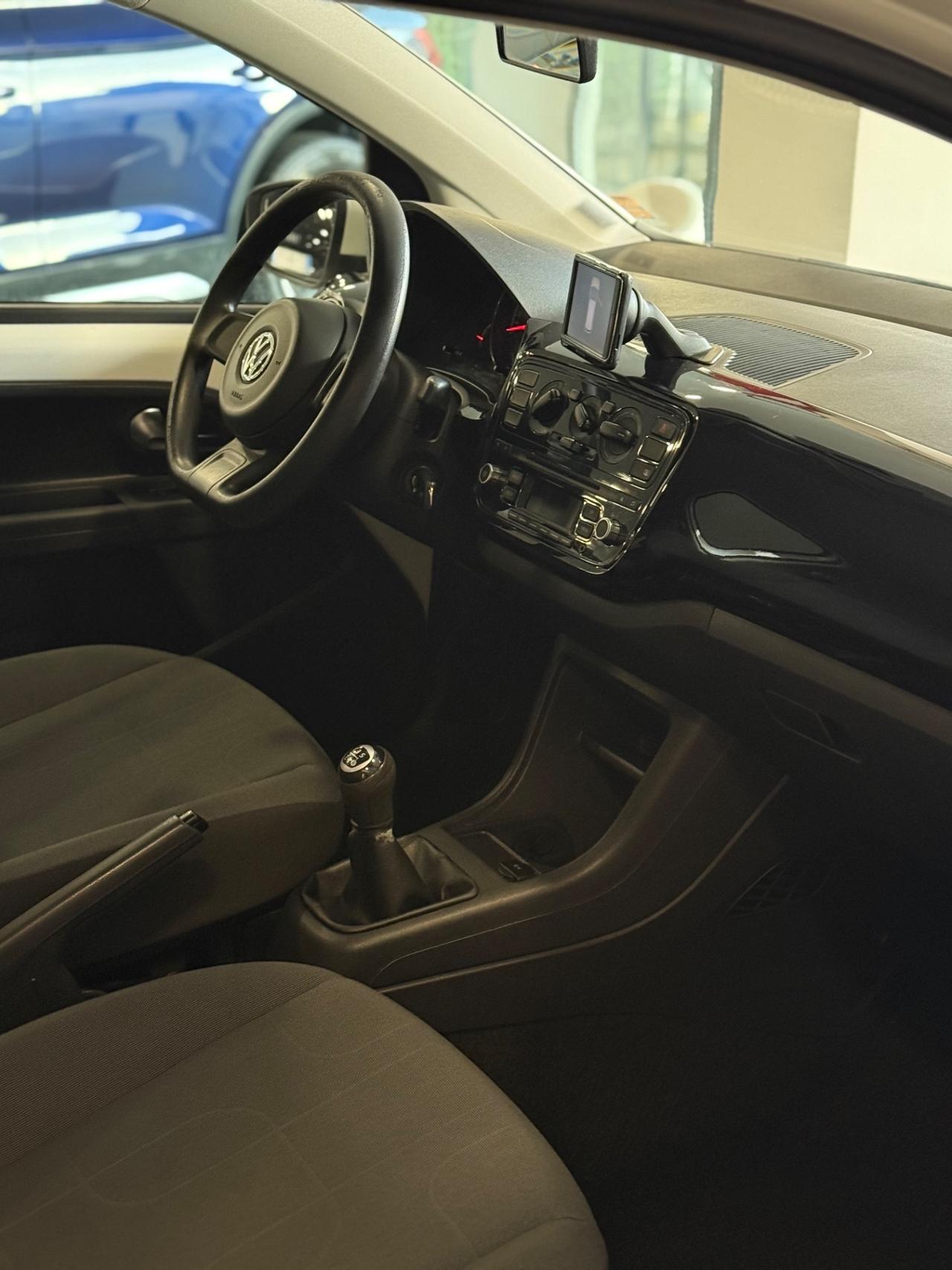 Volkswagen up! 1.0 3p. take