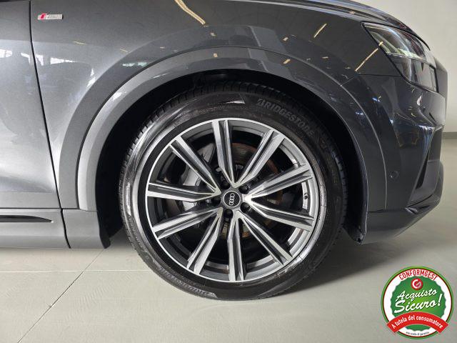 AUDI Q8 50 TDI 286 CV quattro tiptronic Sport + Tetto