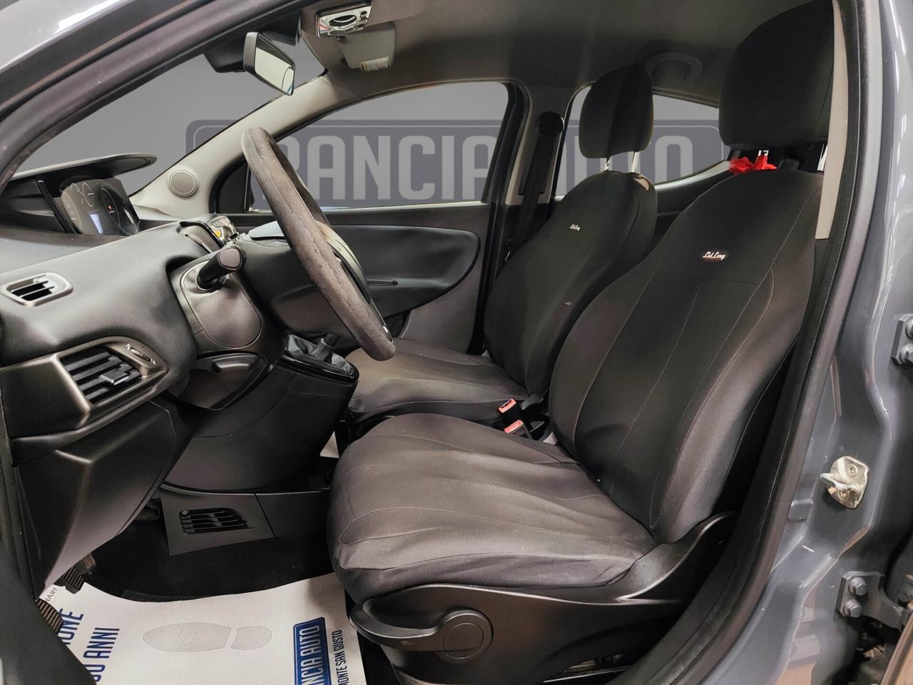 Lancia Ypsilon 0.9 TwinAir 85 CV 5 porte Metano Ecochic Elefantino