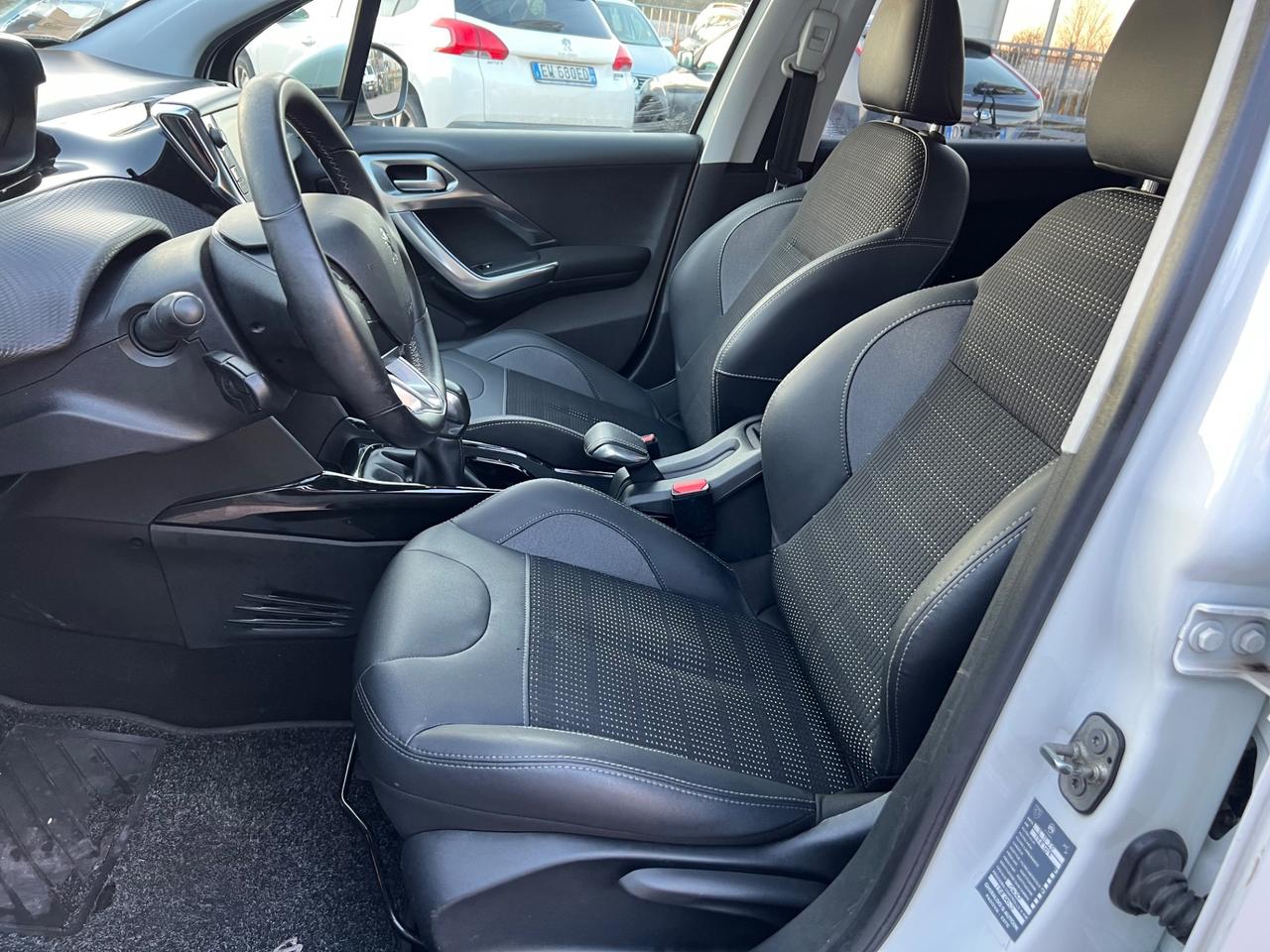 Peugeot 2008 BlueHDi 100 S&S Allure