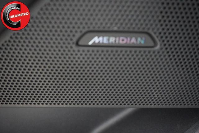 LAND ROVER Range Rover Velar 2.0D I4 204 CV R-Dynamic SE