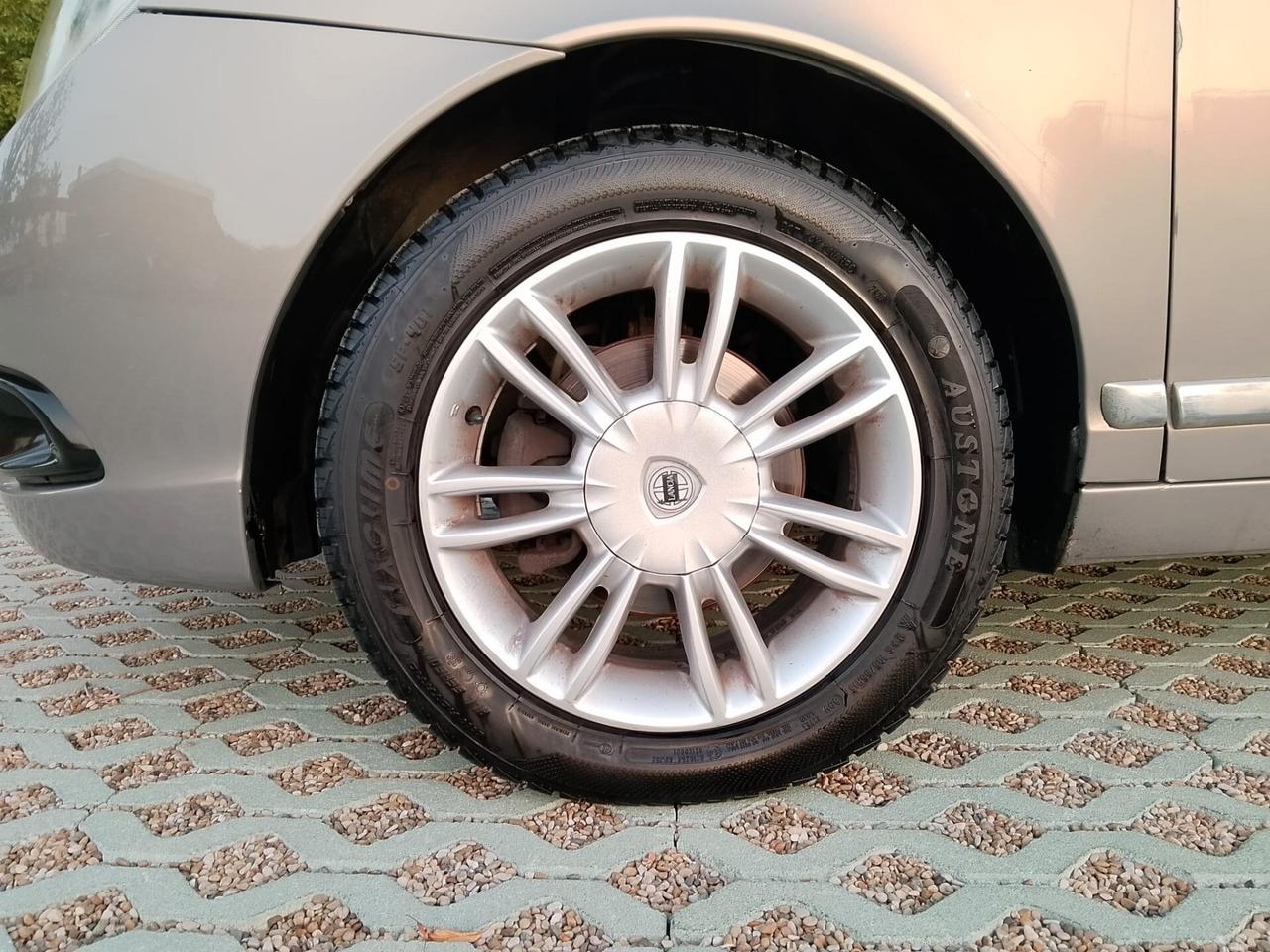 Lancia Ypsilon 1.2-GPL-NEOPAT-2008