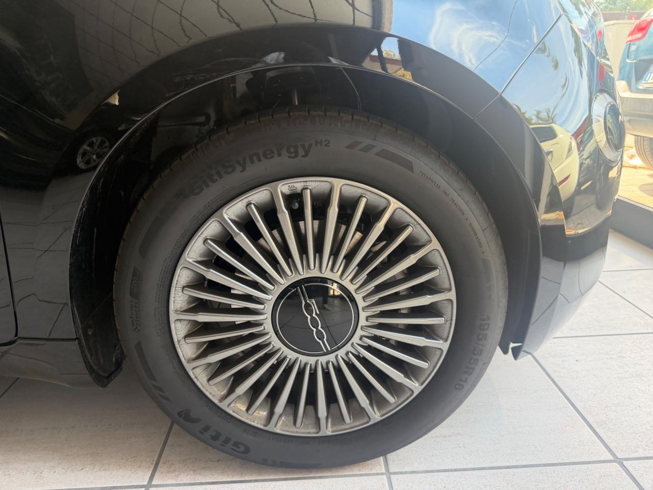 Fiat 500 Berlina Hybrid Torino