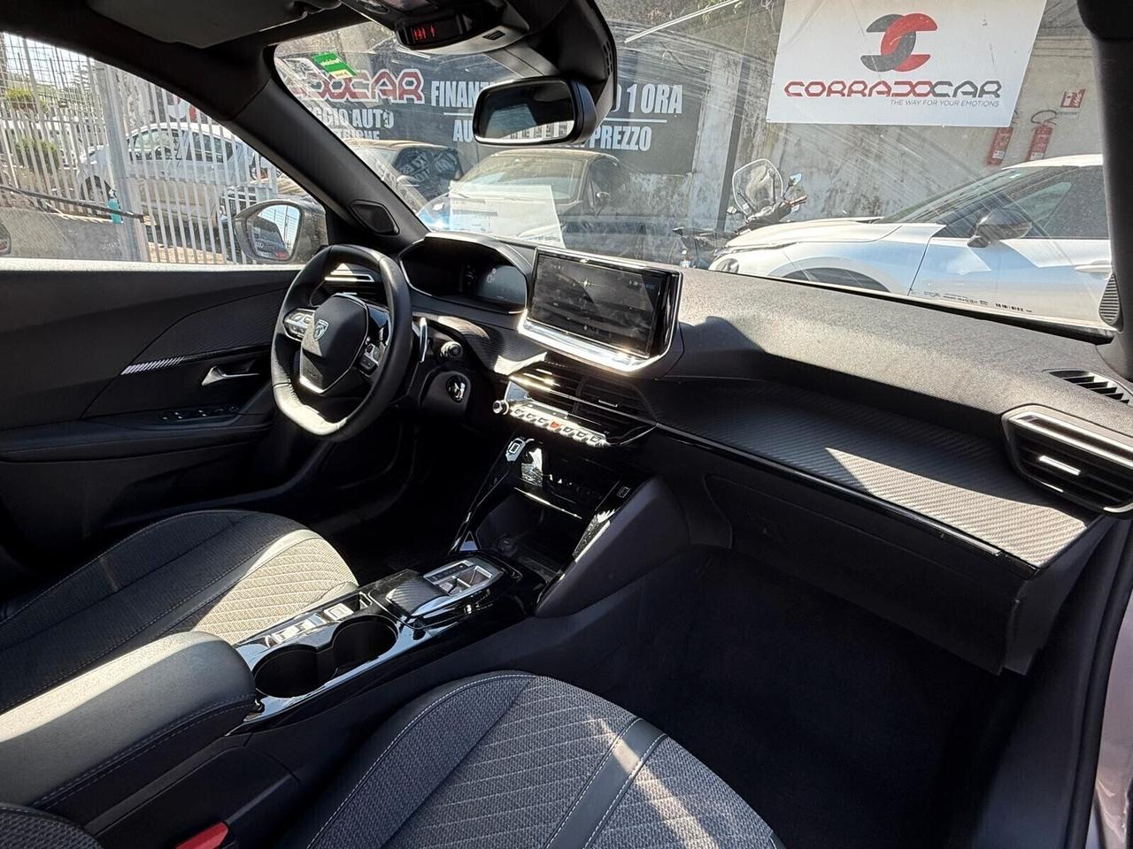 PEUGEOT 2008 2025 AUTOMATICA 130CV BENZINA ALLURE 18000KM