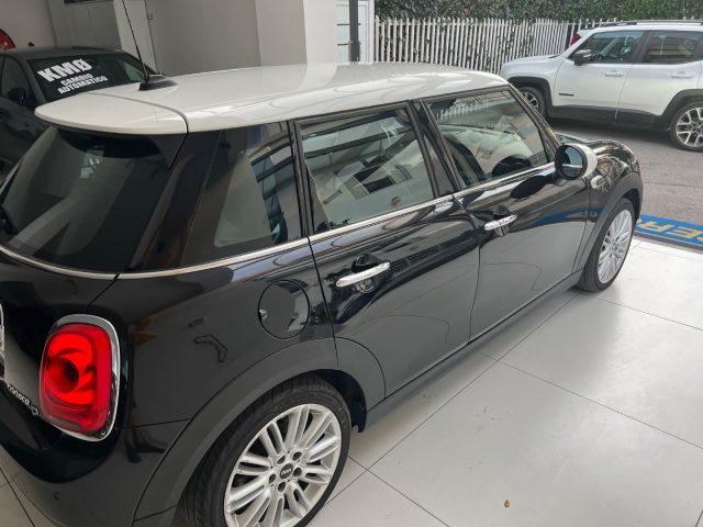 MINI Cooper D 1.5 Cooper Cmbio aut fari led D Hype 5p da?179,00
