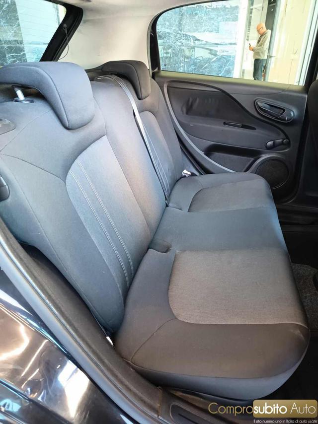 FIAT Punto 1.4 8V 5 porte Easypower Lounge